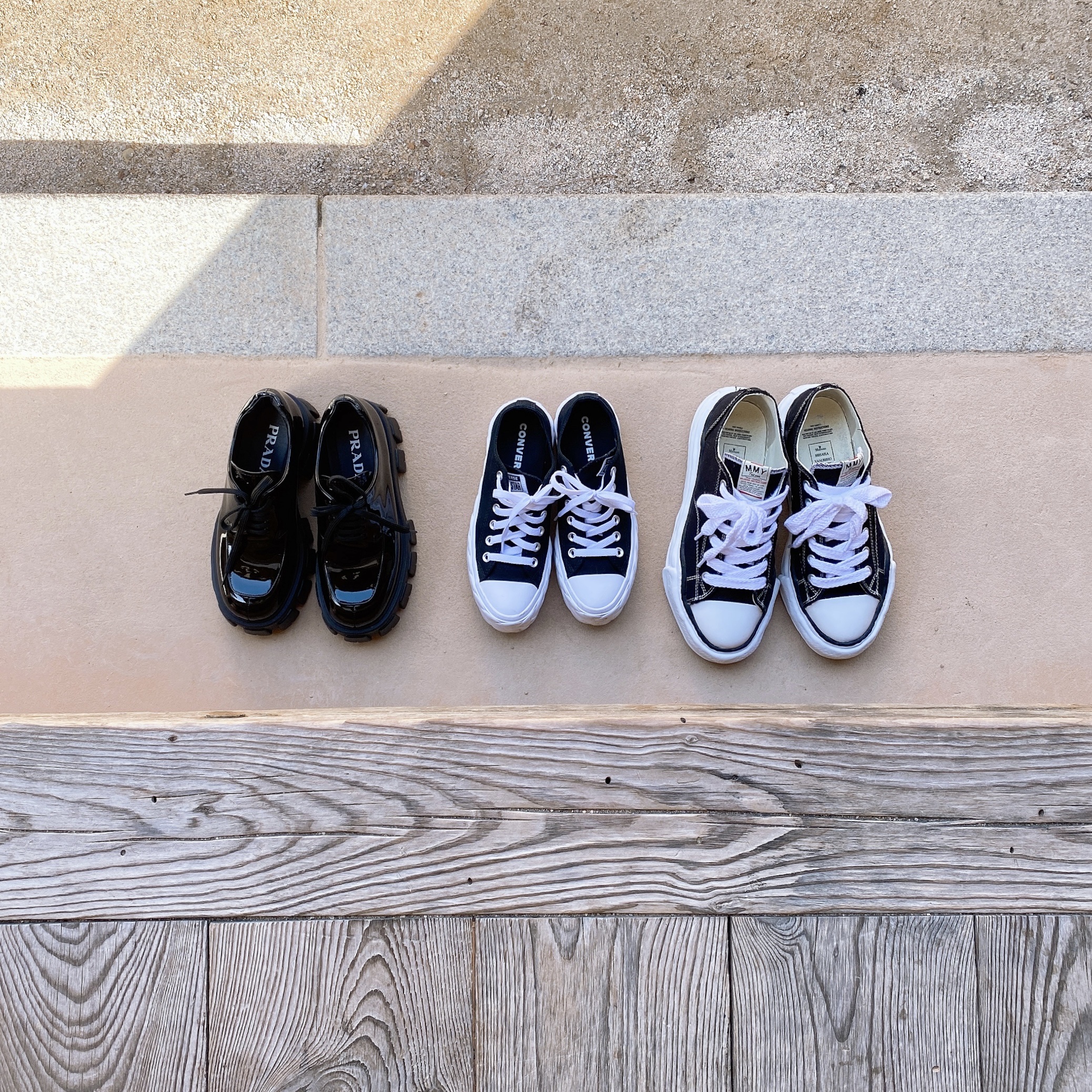 Maison Mihara Yasuhiro Peterson OG Sole Canvas Low Sneakers Black 착용 스타일