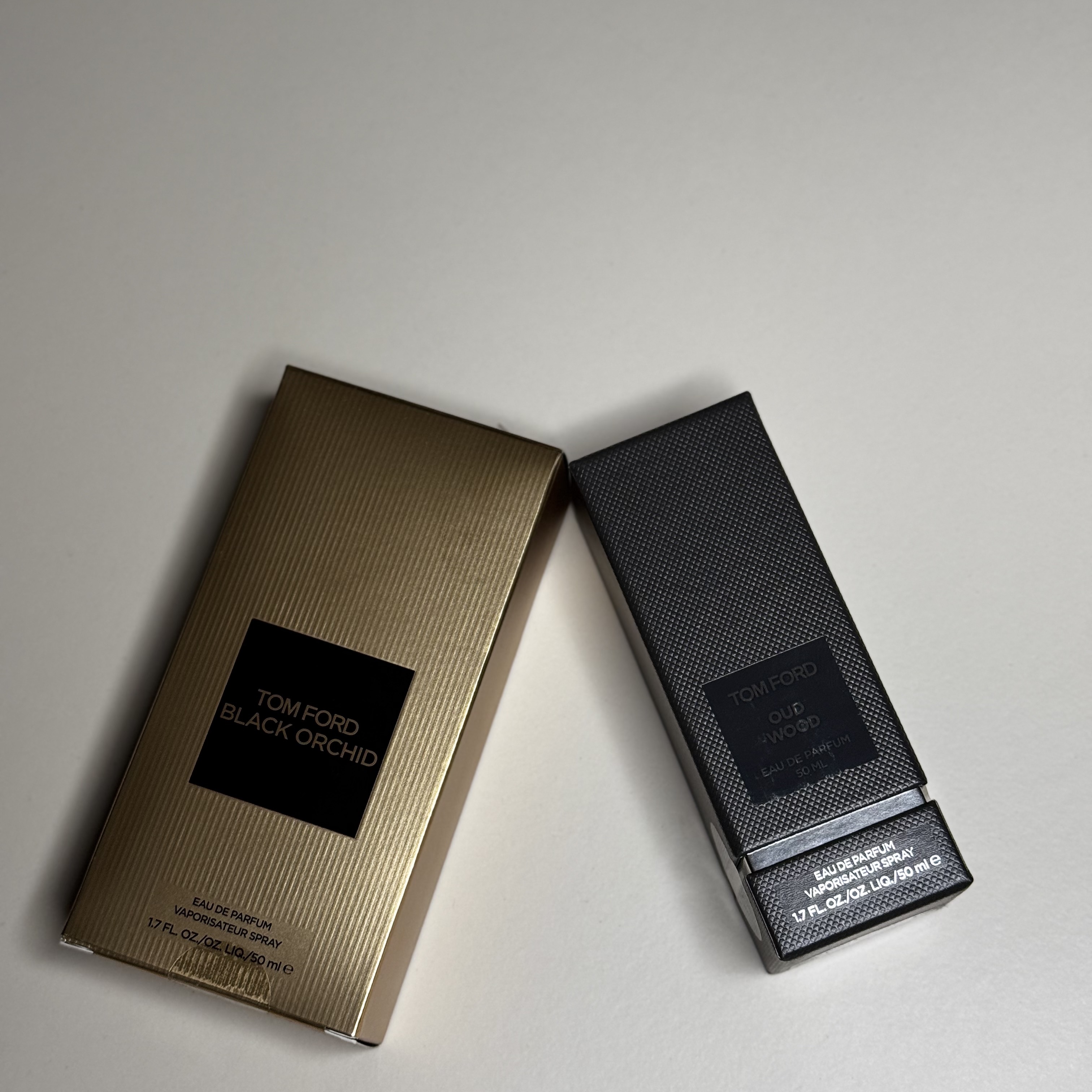 Tom Ford Oud Wood Eau De Parfum 50ml 착용 스타일 - 2