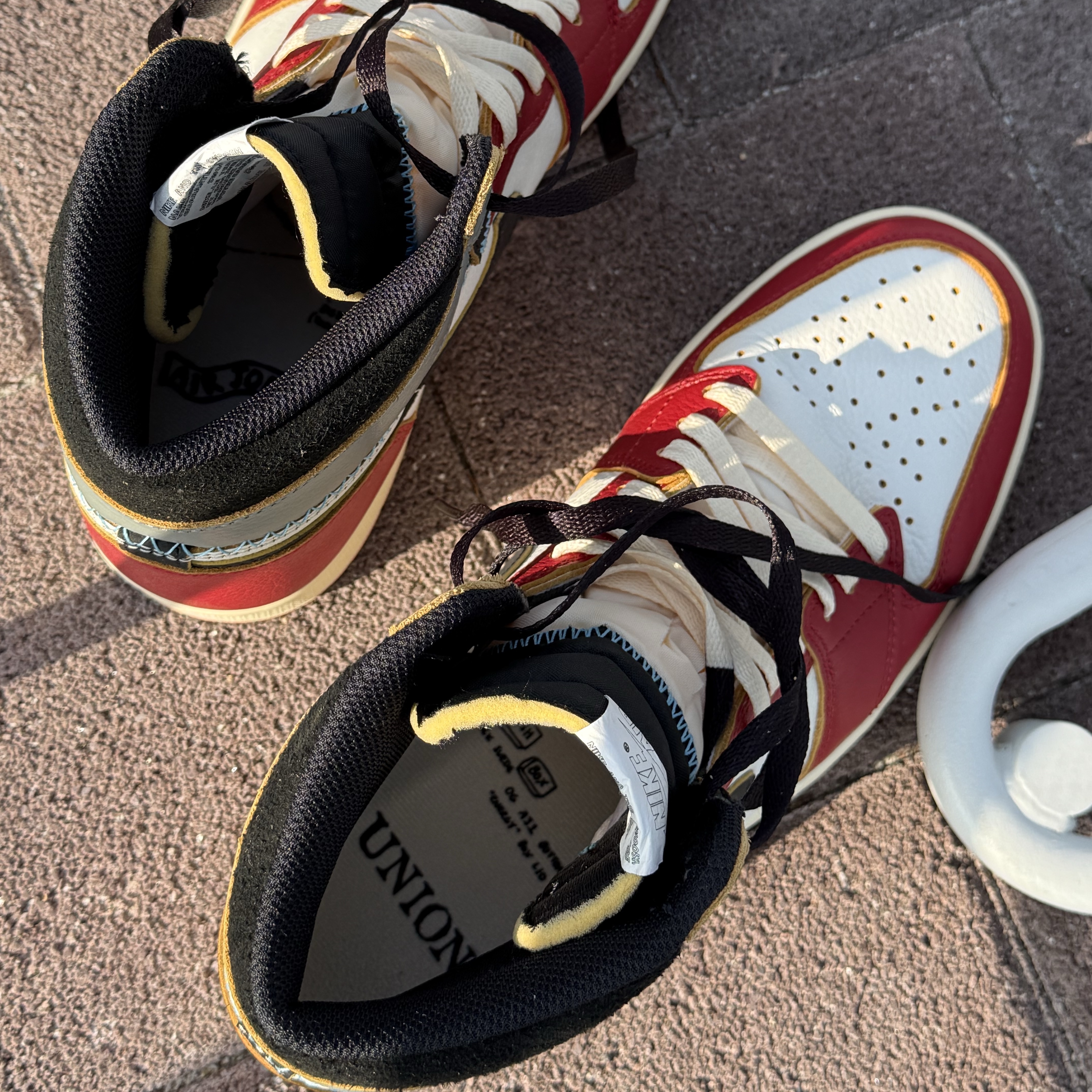 Jordan 1 x Union Retro High OG Chicago Shadow 착용 스타일 - 6
