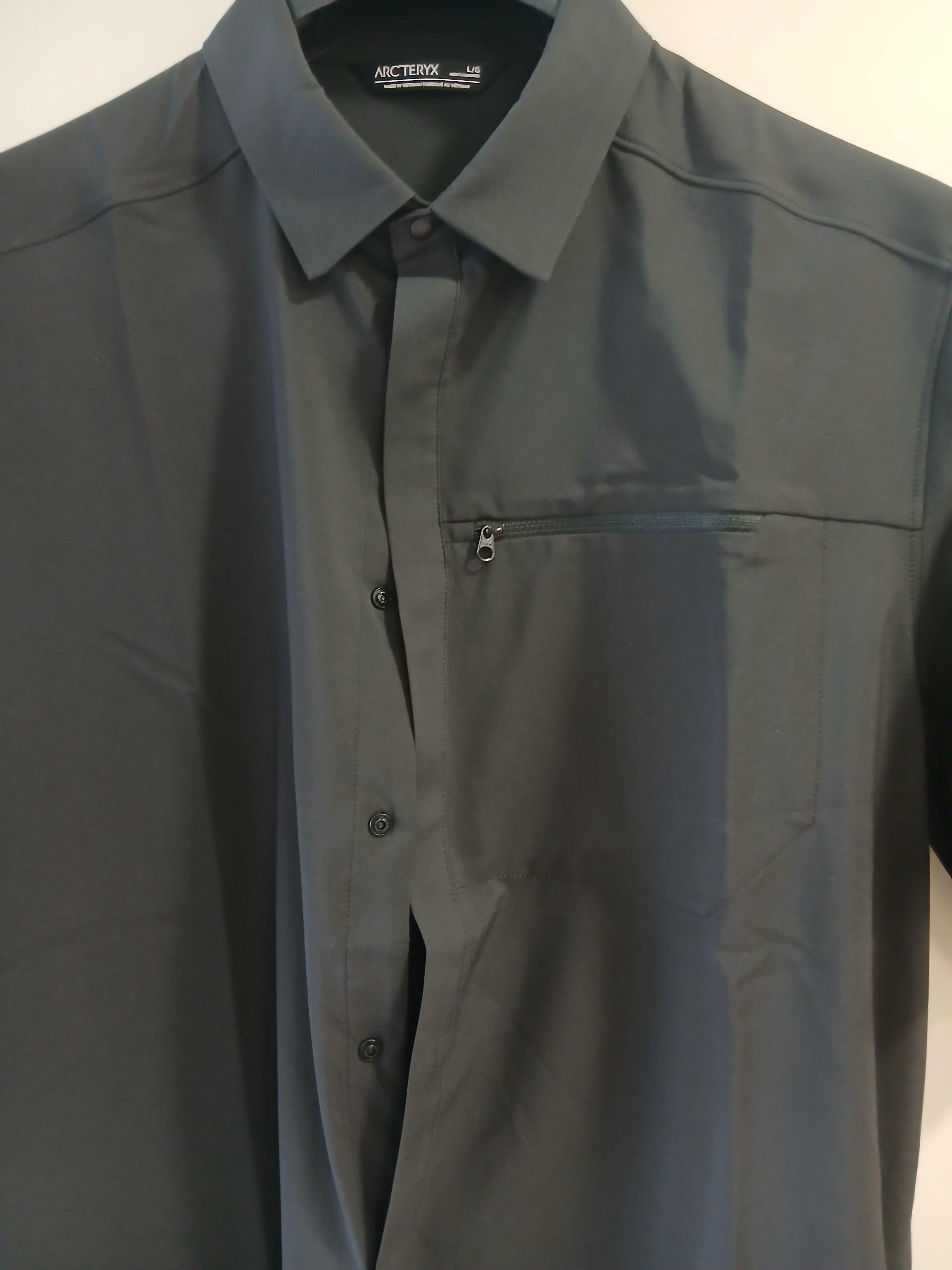 Arc'teryx Skyline LS Shirts Black 착용 스타일 - 3