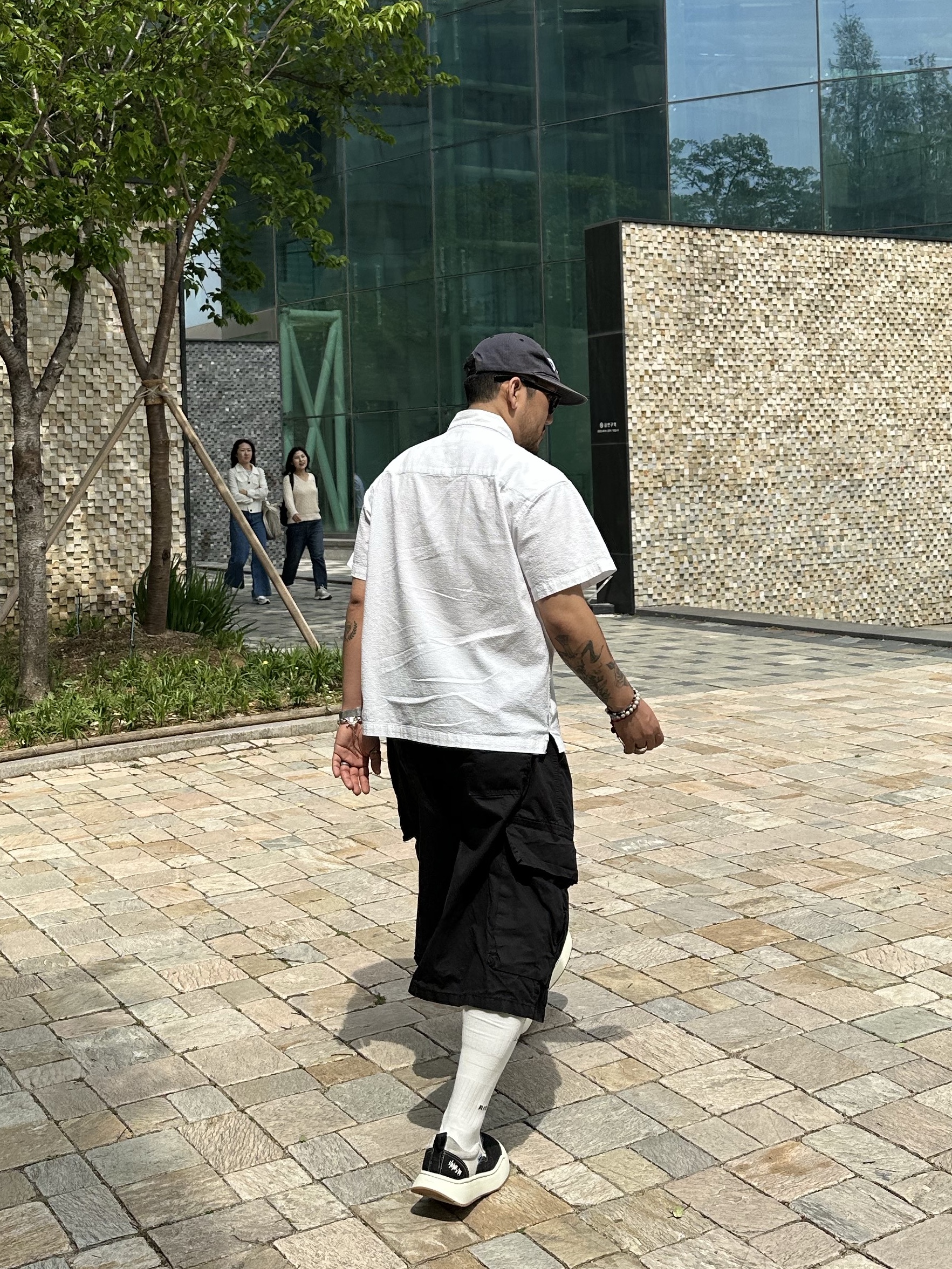 Ader Error Log; Lad Noir 착용 스타일 - 3