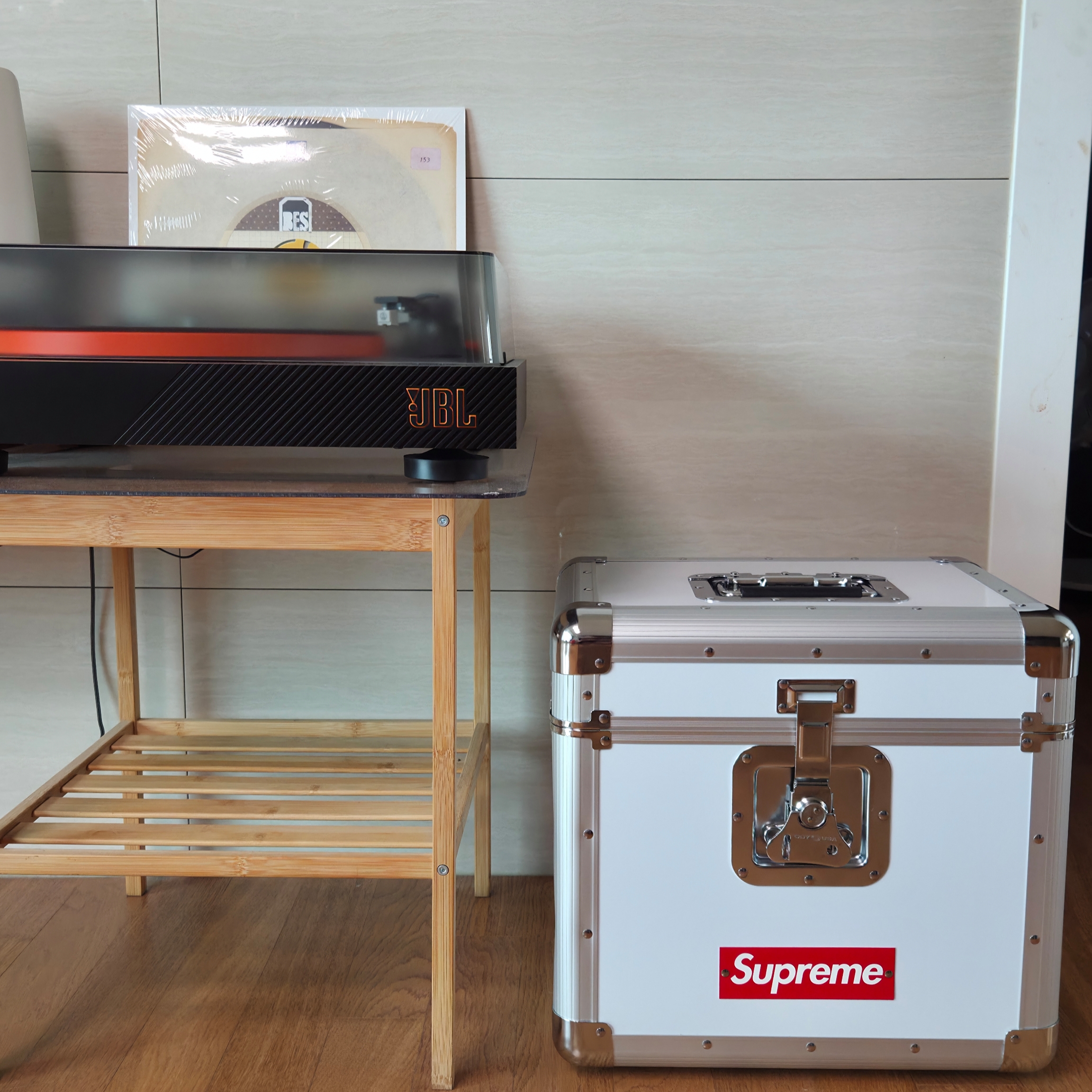 Supreme x Odyssey Record Case White - 25SS 착용 스타일