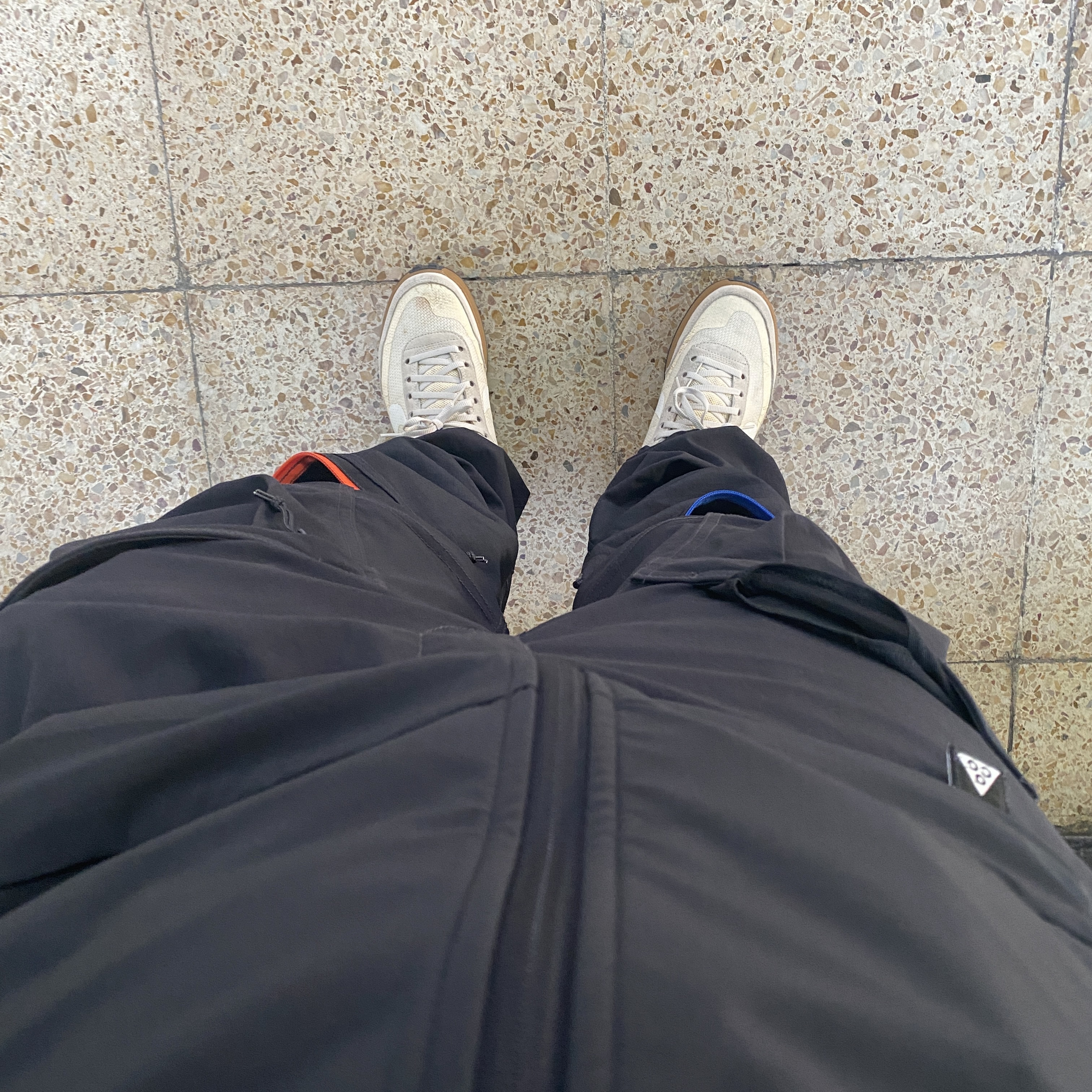 Nike x Tom Sachs General Purpose Shoe Light Cream, Nike ACG Smith Summit Cargo Pants Black - Asia 착용 스타일