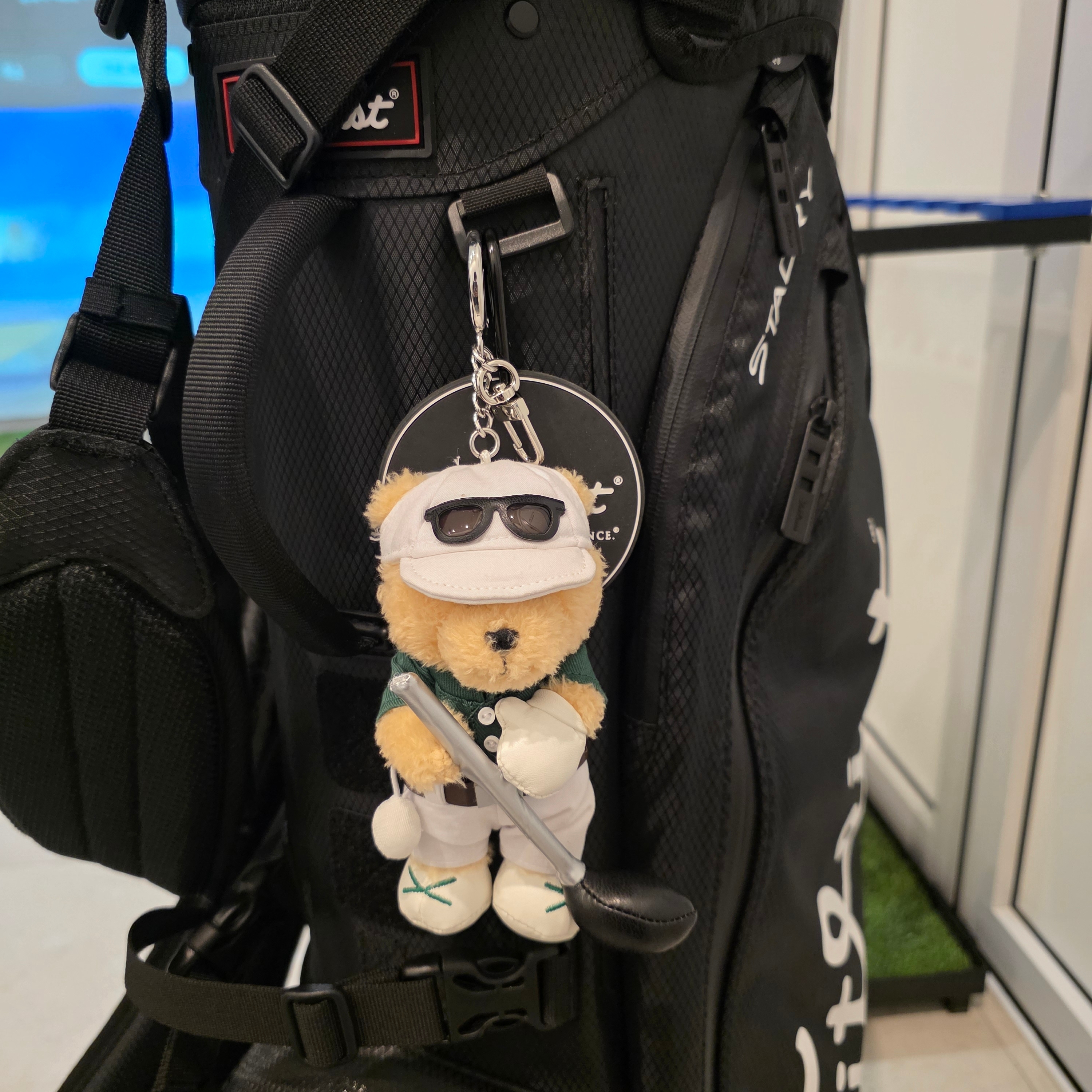 Starbucks Golf Bearista Keychain Male 착용 스타일