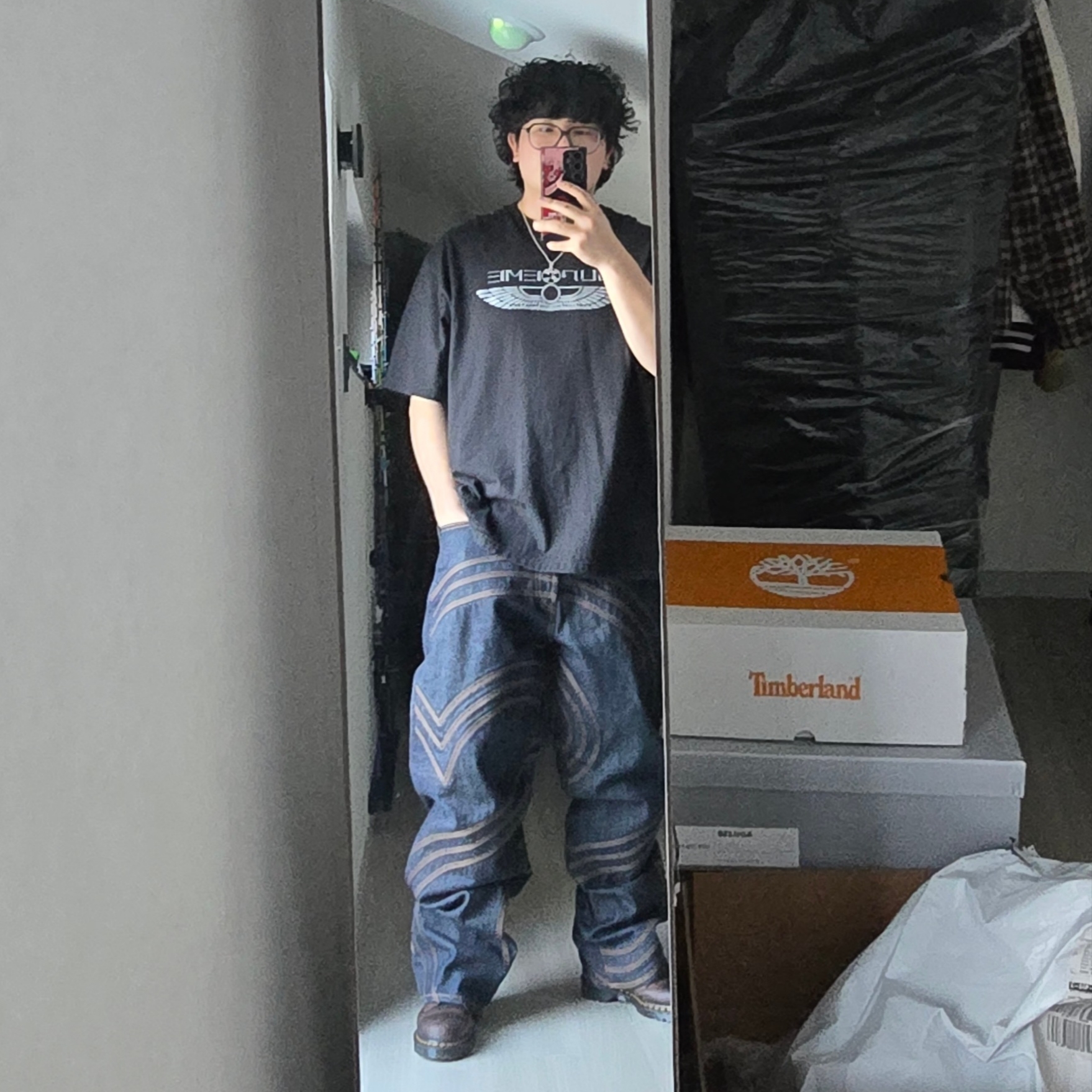 Supreme S Logo Rigid Baggy Jean Rigid Indigo - 25SS, Dr. Martens x Thisisneverthat 1460 Waxed Full Grain Brown 착용 스타일 - 2