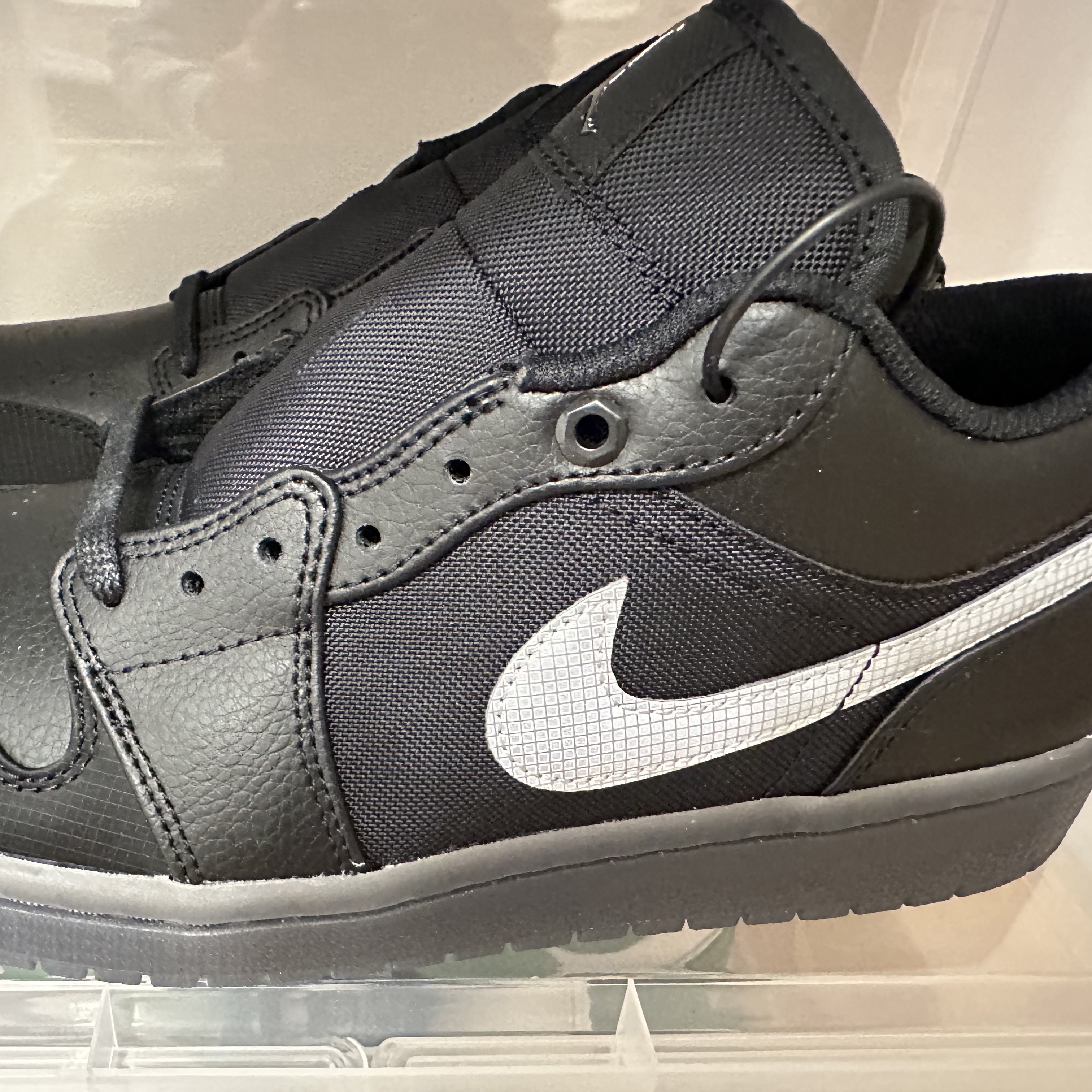 Jordan 1 Low SE Black White 착용 스타일 - 1