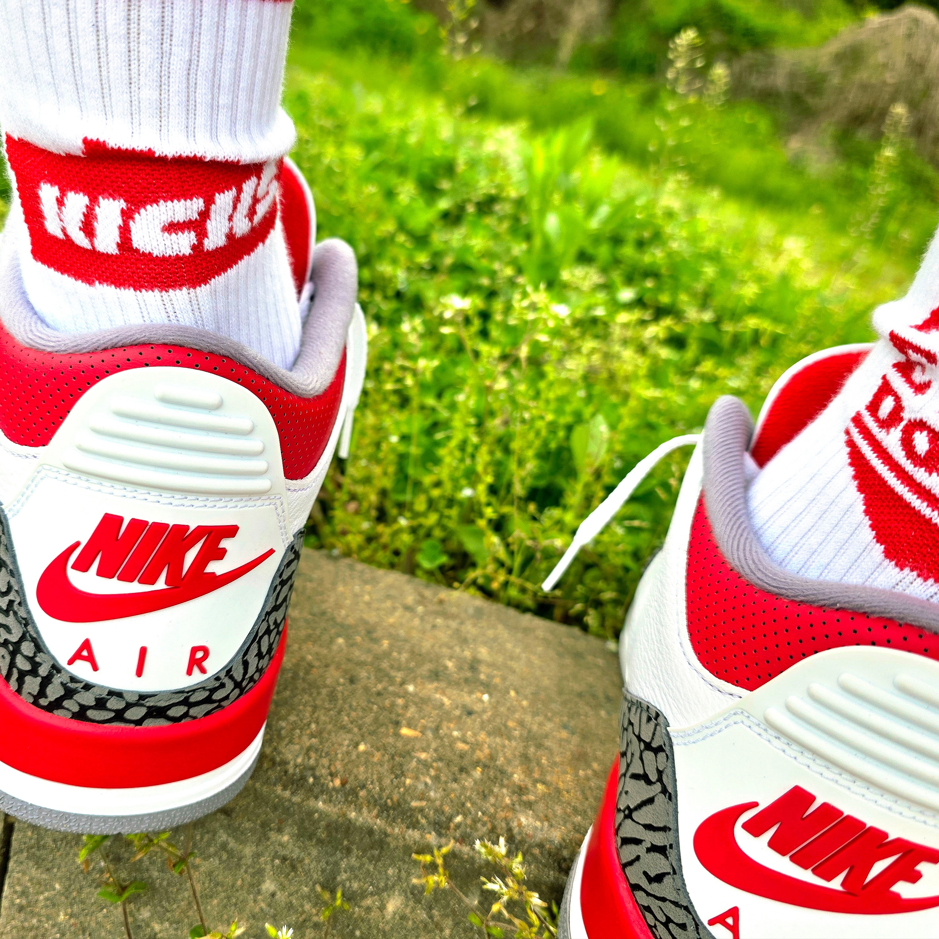 Jordan 3 Retro Fire Red 2022, Supreme x Nike Stripe Rugby Red - 25SS 착용 스타일 - 1