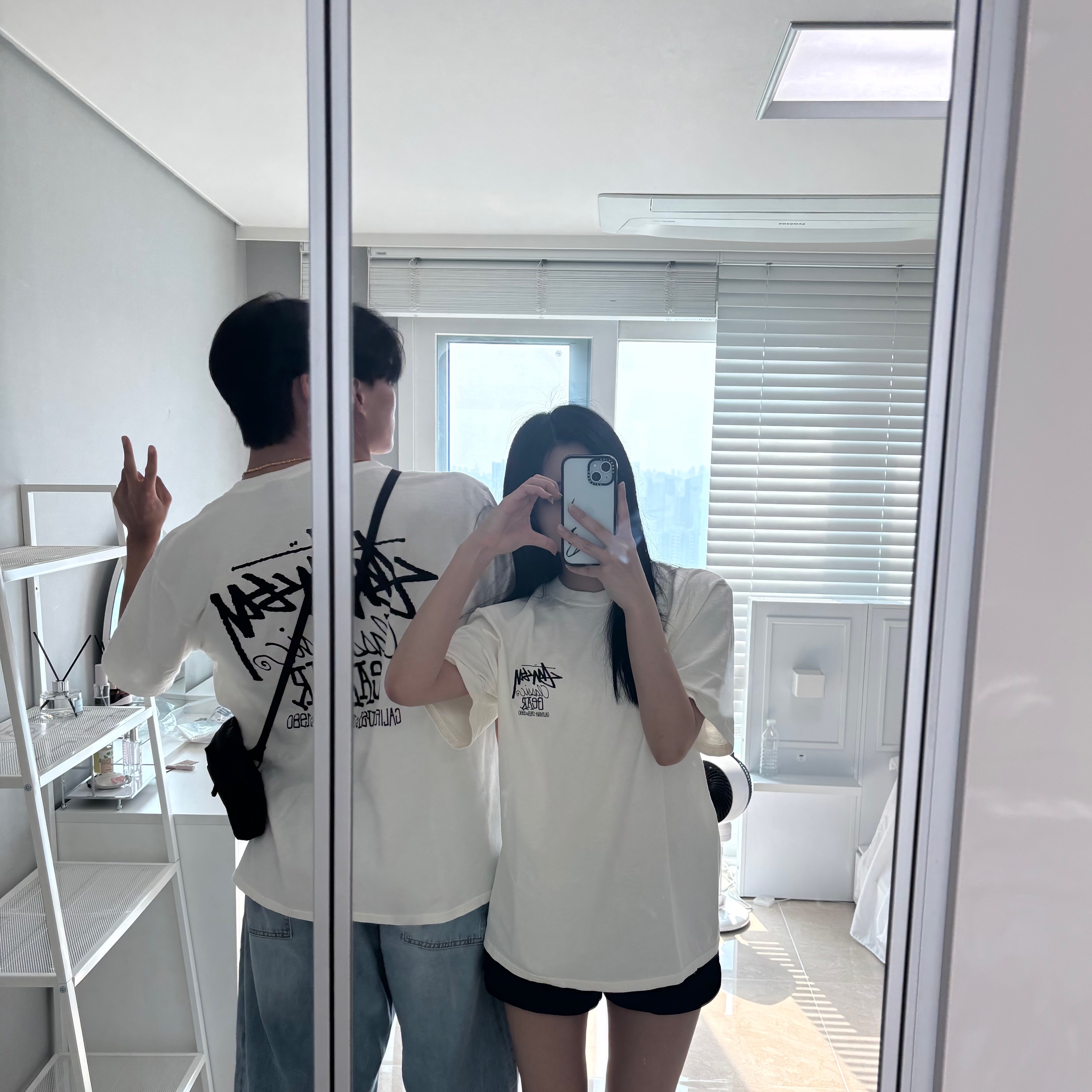 Stussy Pigment Dyed Classic Gear T-Shirt Natural 착용 스타일
