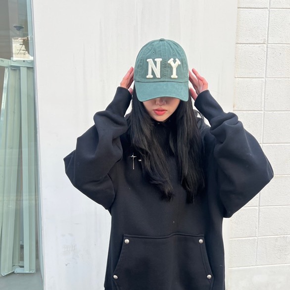 American Needle Archive NY Black Ykees NL Dark Green 착용 스타일 - 6