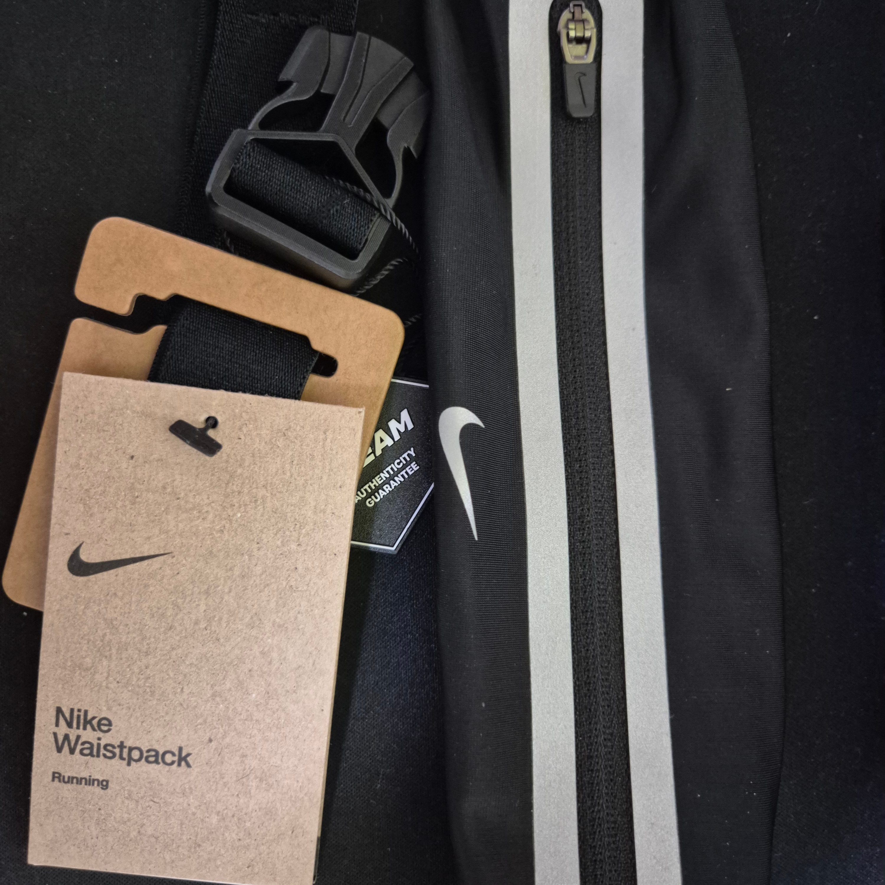 Nike Slim Running Penny Pack Black 착용 스타일