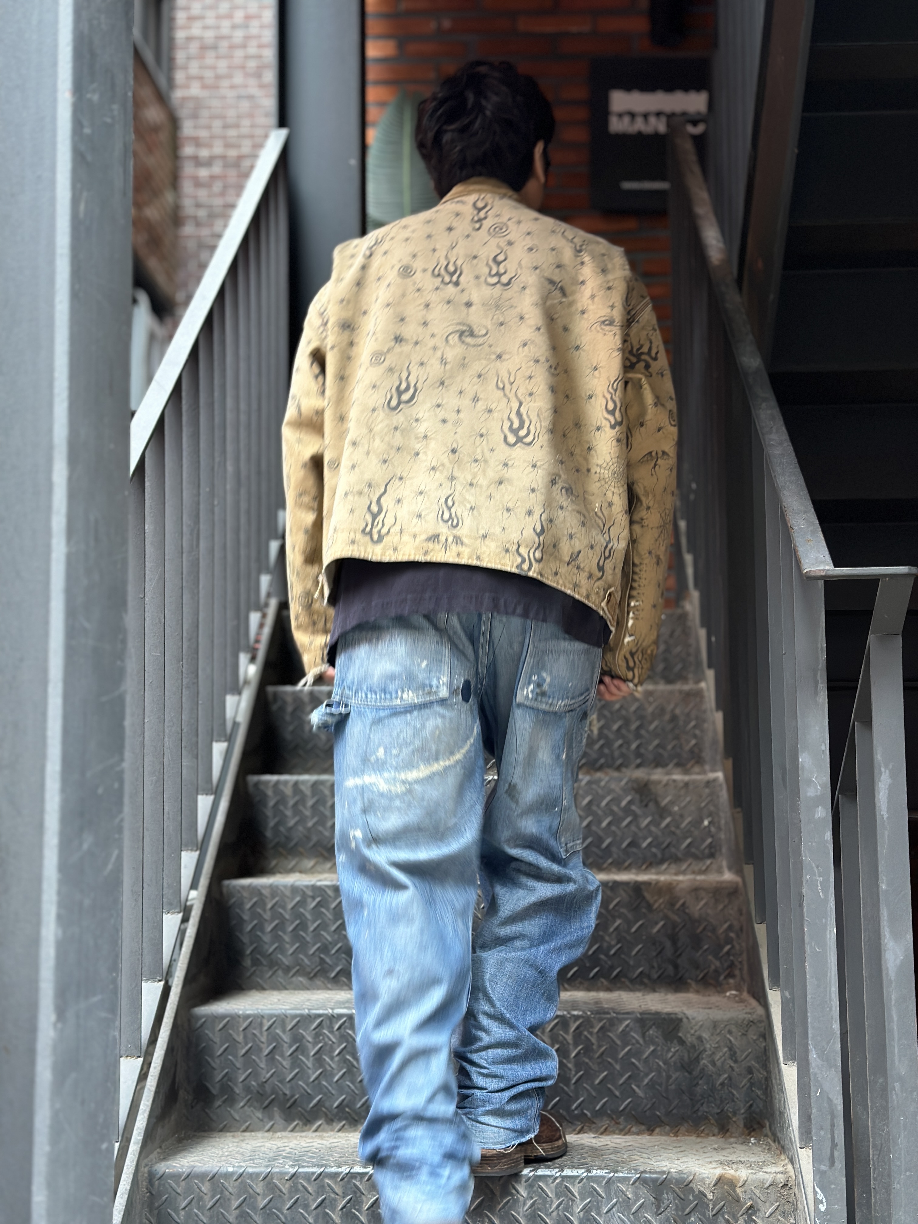 Saint Mxxxxxx x Dr. Woo Detroit Jacket Beige - 25SS, Gentle Monster x Maison Margiela MM211 Black Clear 착용 스타일 - 3