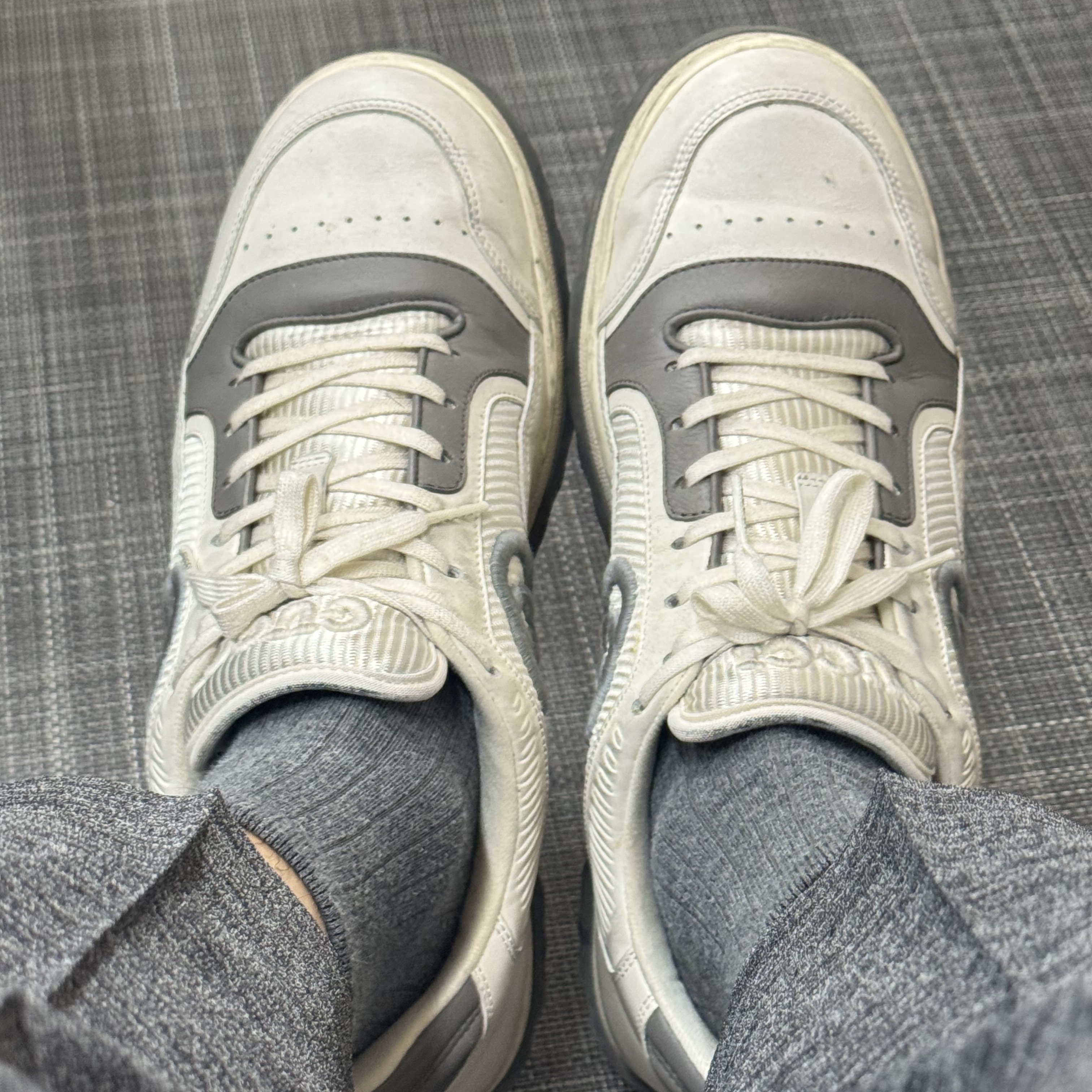 Gucci Mac80 Sneaker Off White Grey Leather 착용 스타일 - 1