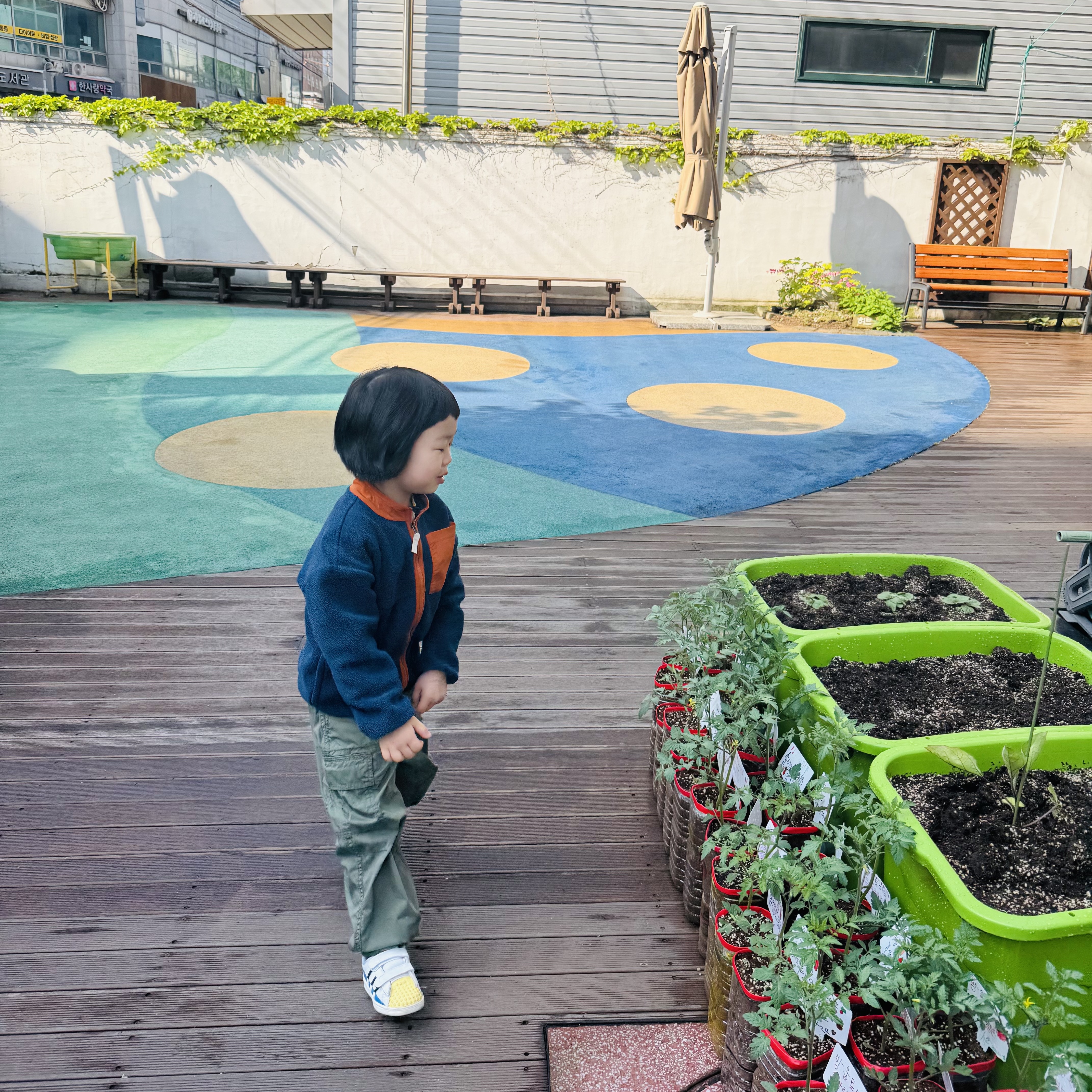 (Infant) Adidas x Lego Superstar CF Cloud White Core Black, (Kids) Patagonia Synchilla Fleece Jacket Tidepool Blue 착용 스타일 - 4