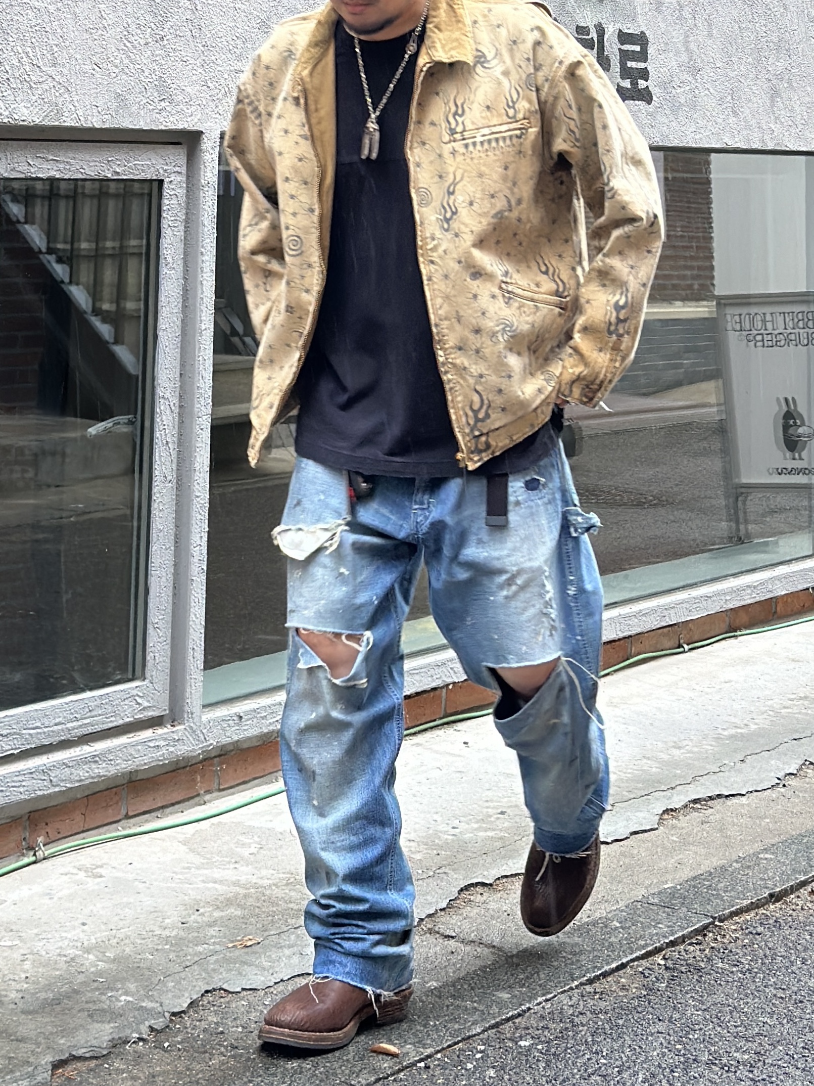Saint Mxxxxxx x Dr. Woo Detroit Jacket Beige - 25SS, Gentle Monster x Maison Margiela MM211 Black Clear 착용 스타일 - 5