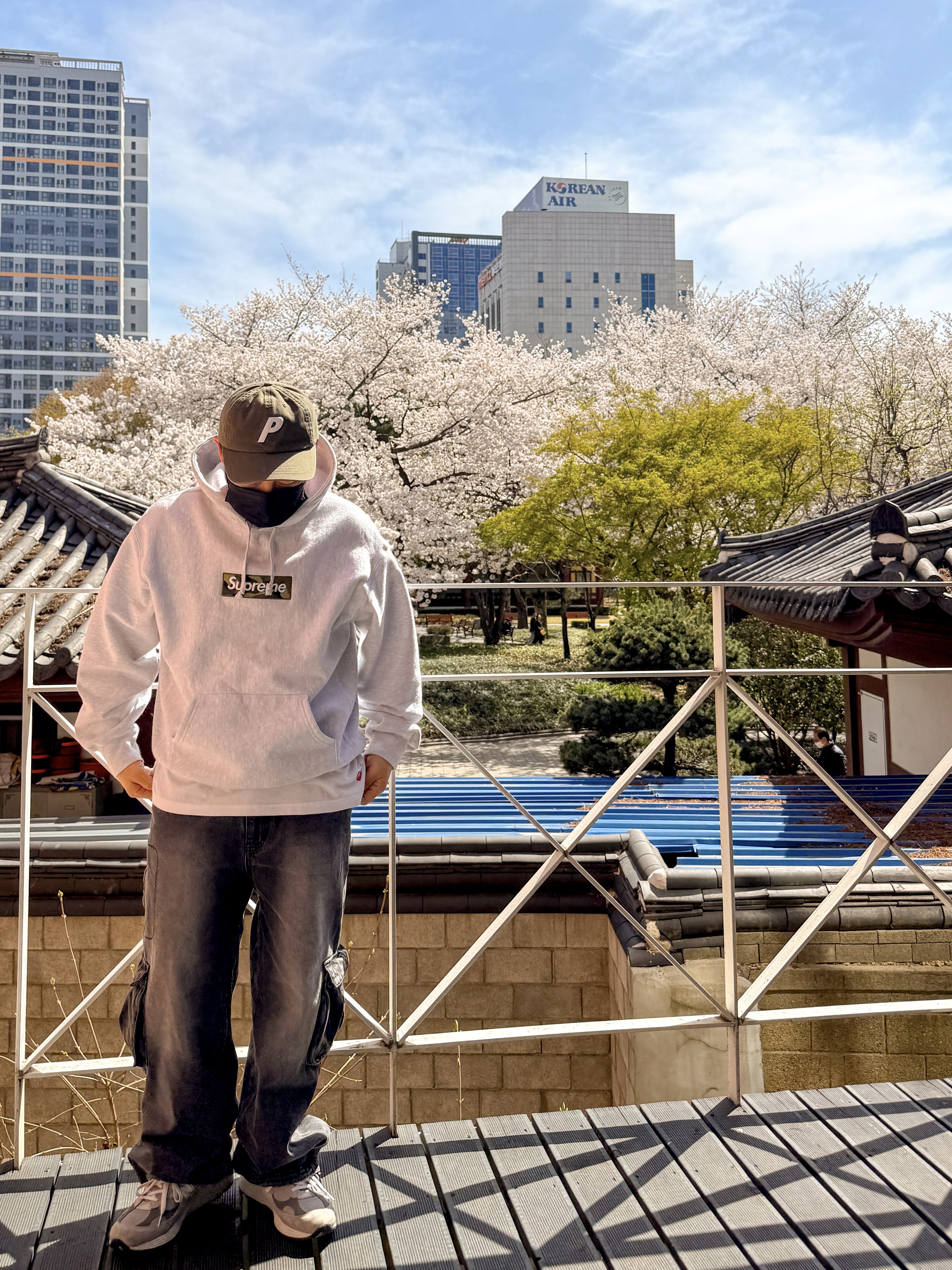 New Balance 992 Made in USA Grey - D Standard, Supreme Box Logo Hooded Sweatshirt Ash Grey - 23FW 착용 스타일