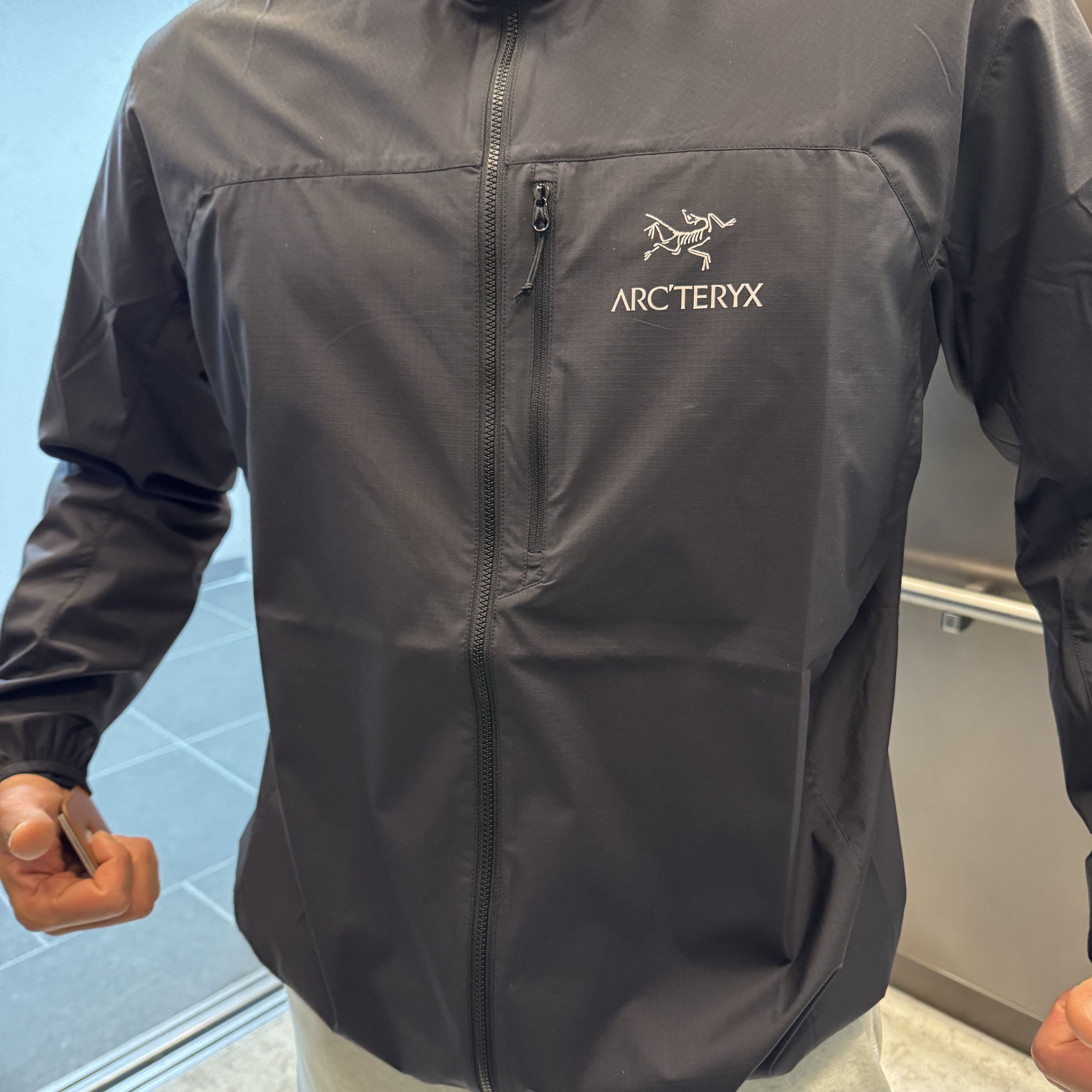 Arc'teryx Squamish Hoody Black 착용 스타일