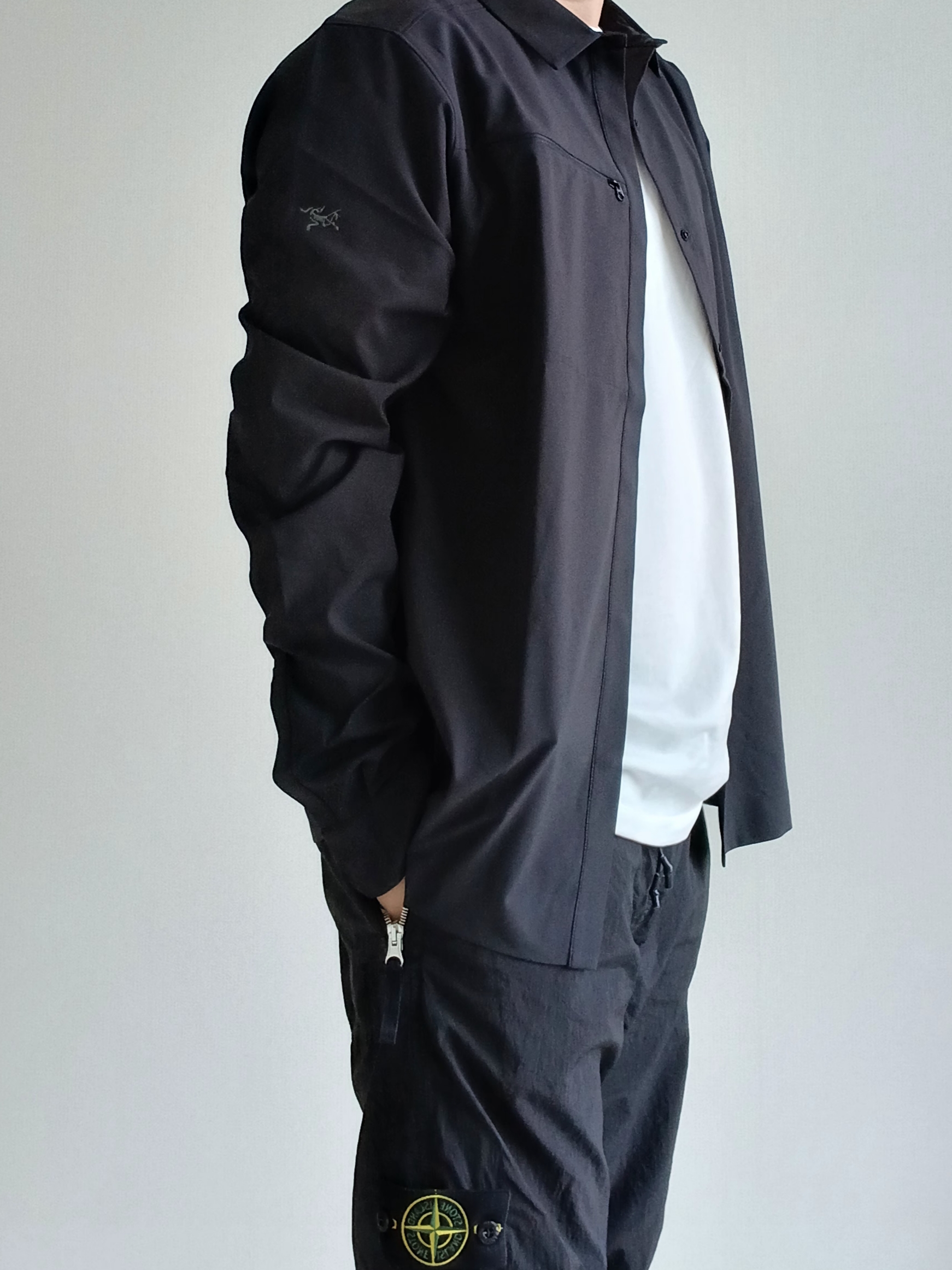 Supreme x The North Face Split 6-Panel Black - 24SS, Arc'teryx Kragg SL Cotton Bird Word SS T-Shirt White Light Black 착용 스타일 - 4
