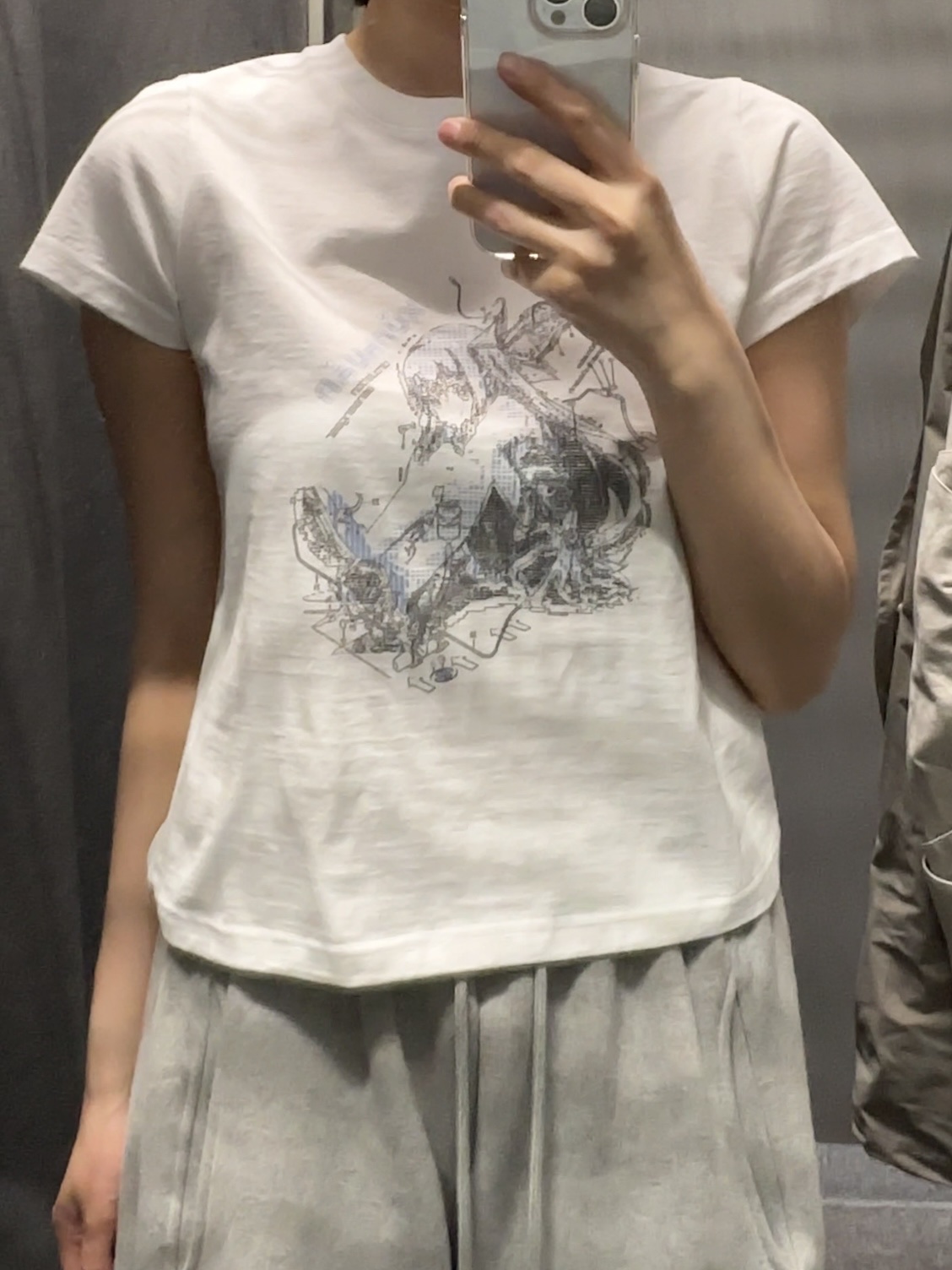 Sansan Gear Women Xunhuan T-Shirt White, (W) Sansan Gear Xunhuan T-Shirt White - 25SS 착용 스타일