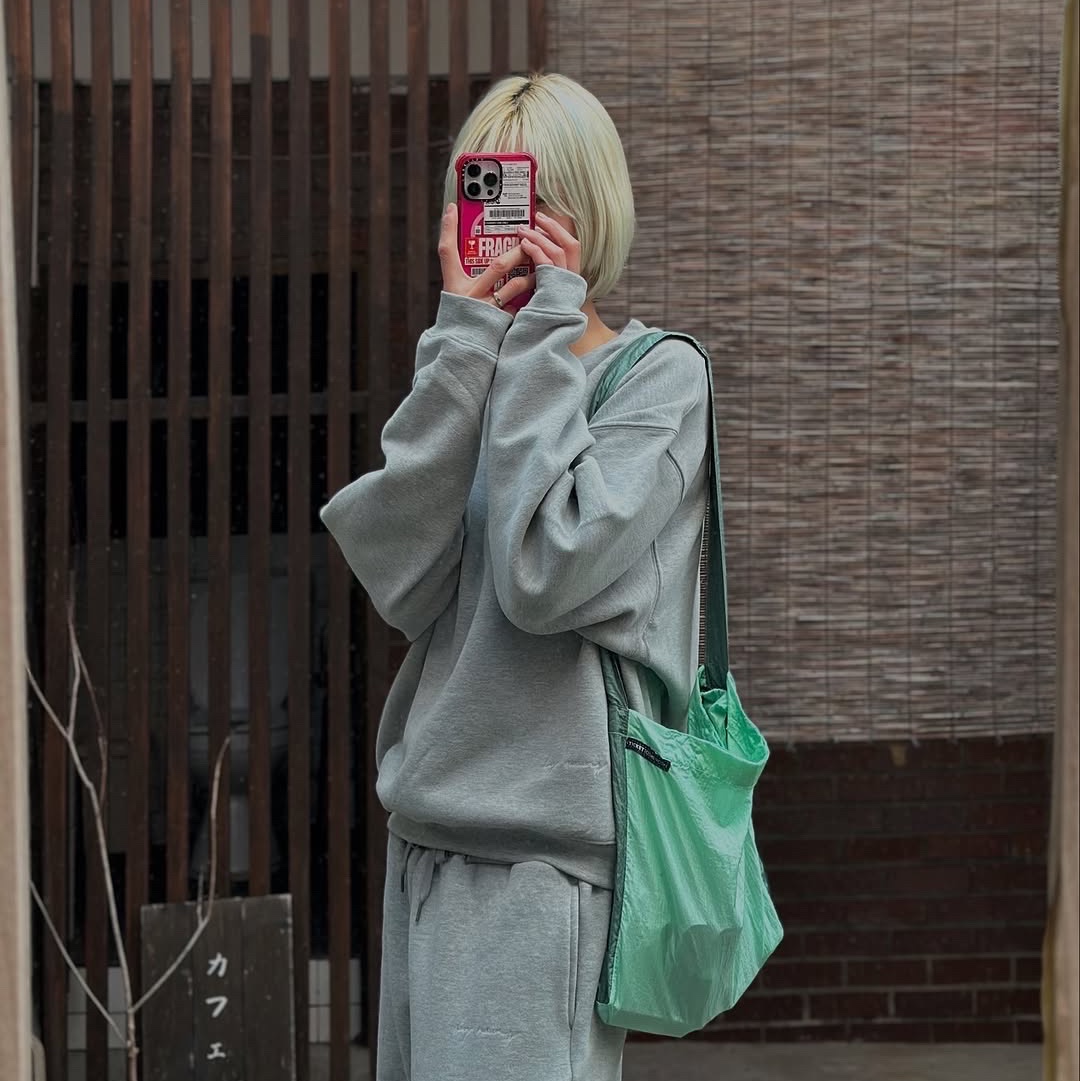 Ticket To The Moon Eco Bag Small Mint Jade 착용 스타일