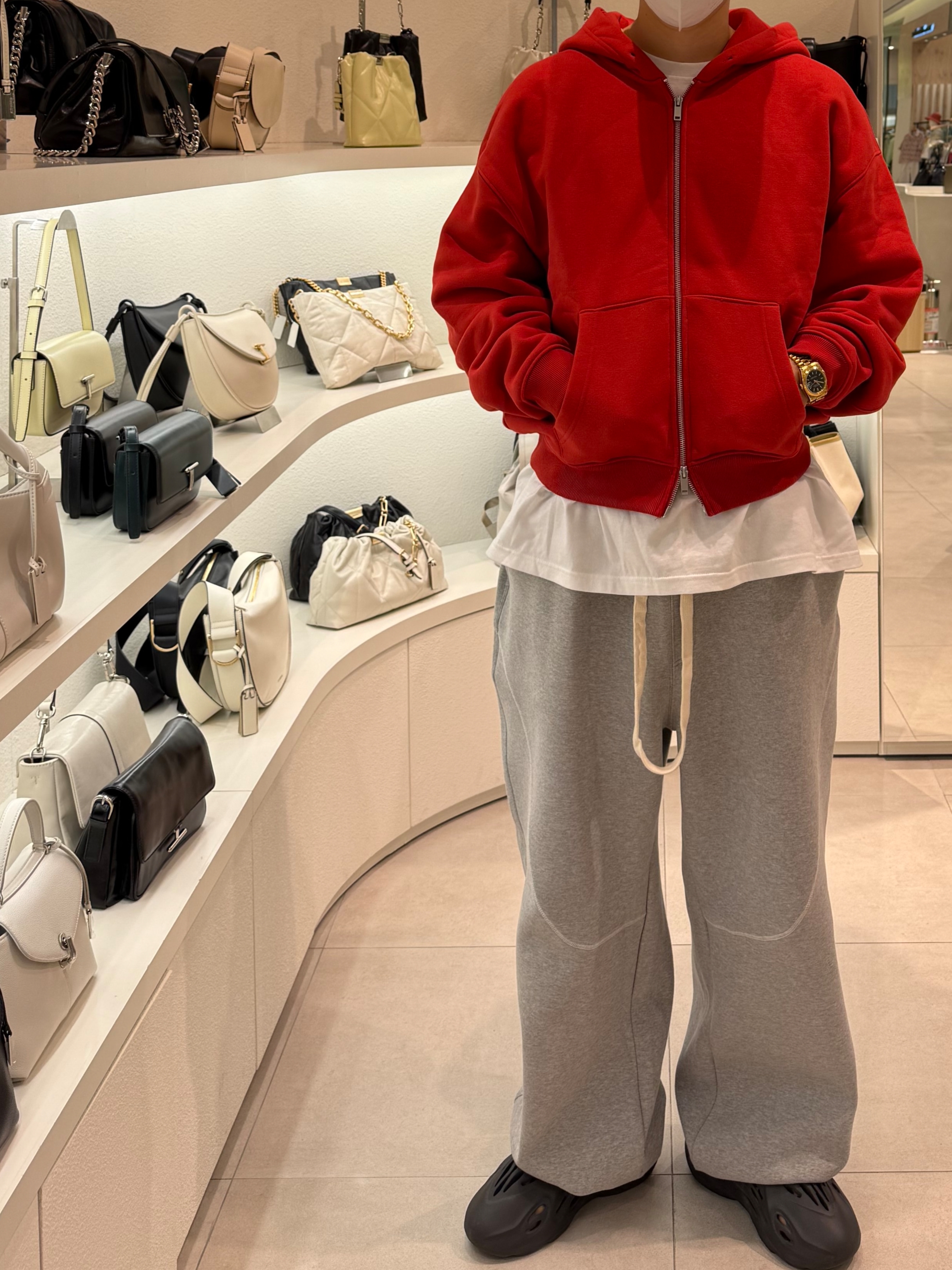 Undermycar Mu.112 Original Logo Curve Line Stitch Bonded Sweat Pants Melange Gray, Adidas Yeezy Foam RNNR Onyx 착용 스타일