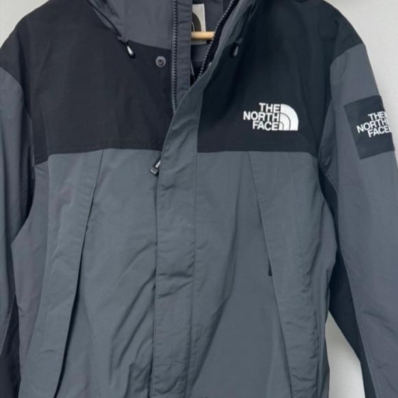 The North Face White Label Martis Jacket Charcoal Grey 착용 스타일