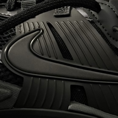 Nike V2K Run Black Anthracite 착용 스타일
