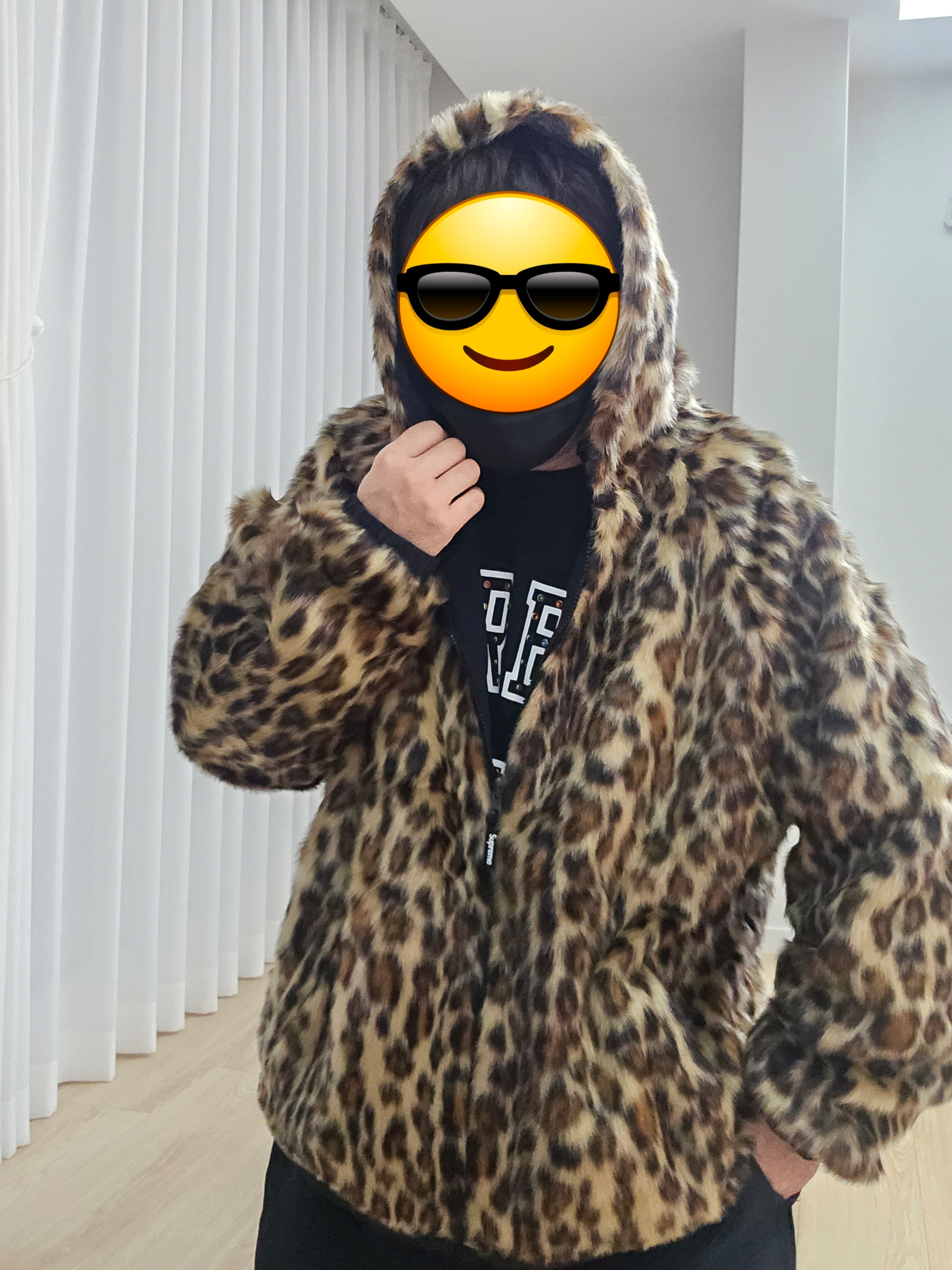 Supreme Faux Fur Reversible Hooded Track Jacket Black - 25SS, Supreme Athletic Studded L/S Top Black - 24FW 착용 스타일 - 1