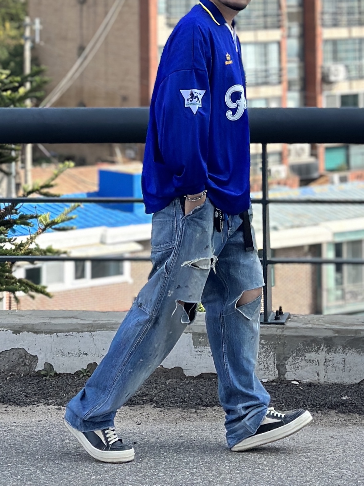 Saint Mxxxxxx x Public Enemy SNT Enemy Game Shirt Blue, Saint Mxxxxxx Painter Denim Pants Blue - 24SS 착용 스타일 - 1