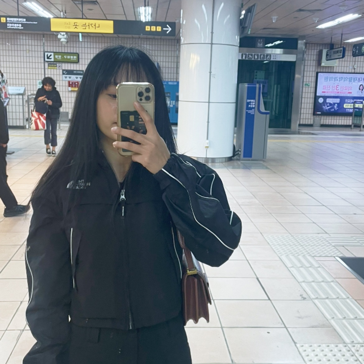 (W) The North Face White Label Olema Detachable Jacket Black 착용 스타일
