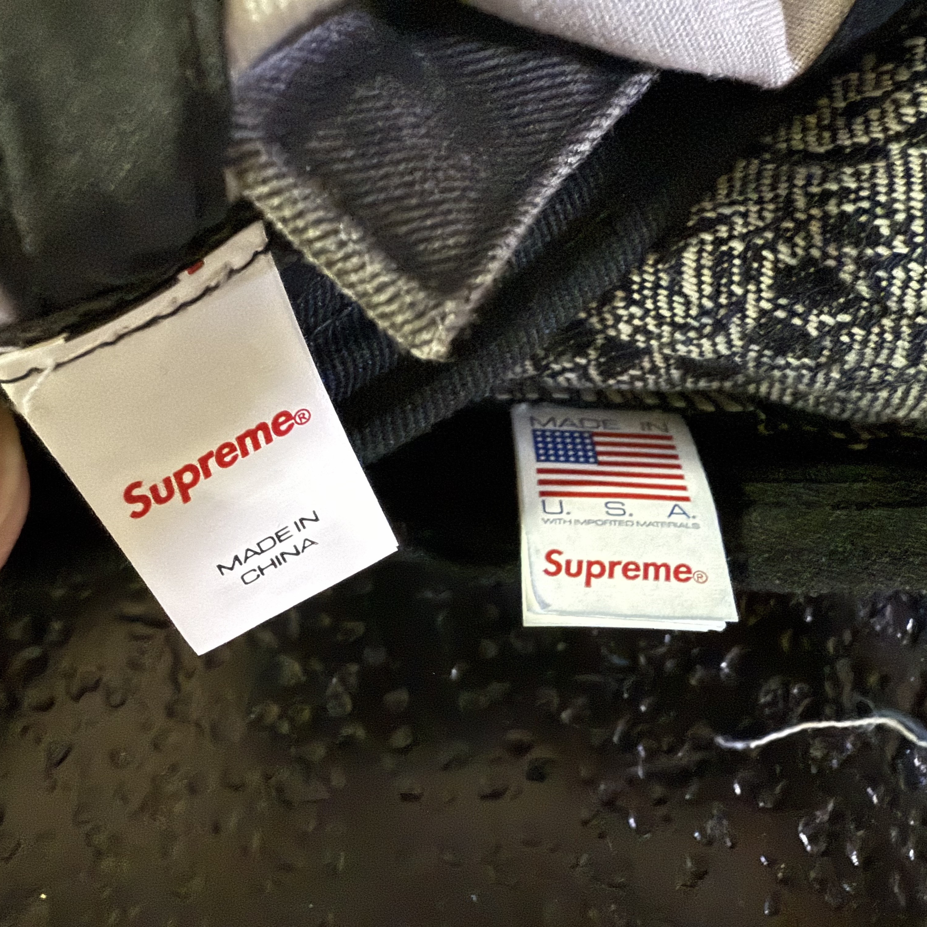 Supreme Bandana Jacquard Denim Camp Cap Red - 25SS, Supreme Bandana Jacquard Denim Camp Cap Indigo - 25SS 착용 스타일 - 3