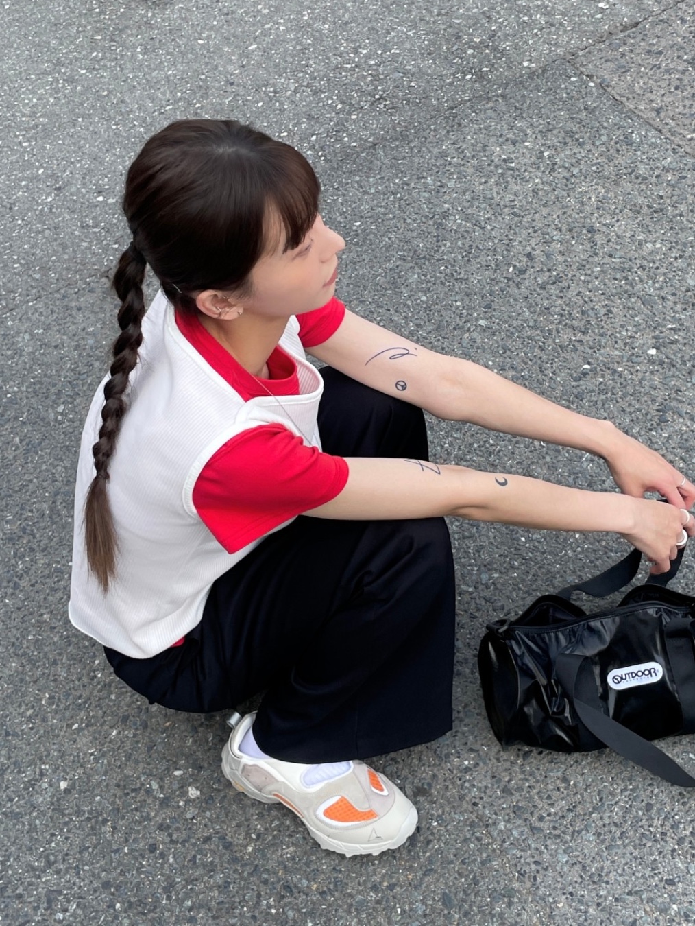 Roa Hiking Rozes Sand Orange, (W) Adidas SL 72 OG Maroon Almost Yellow 착용 스타일 - 2