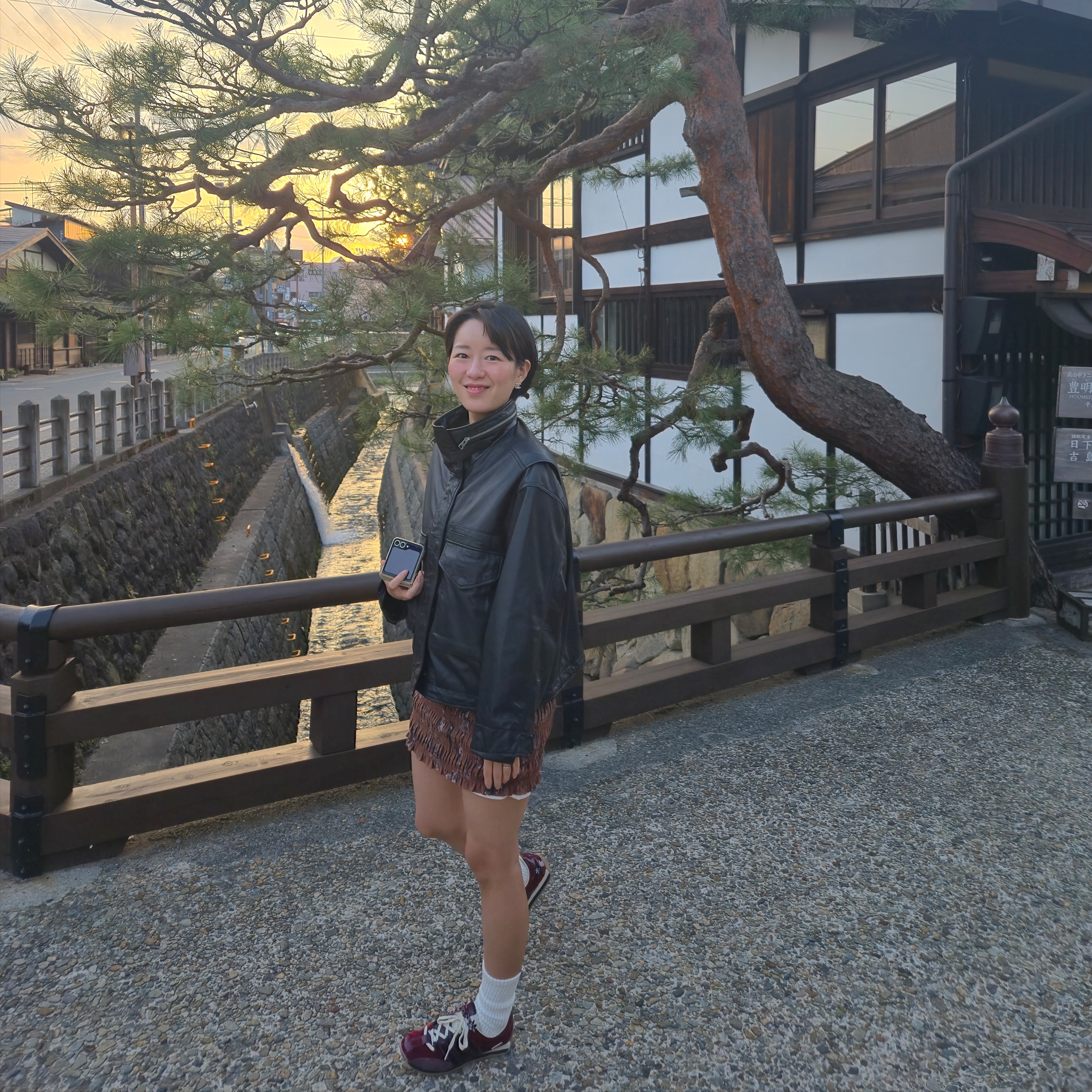 Adidas x Song for the Mute Country OG Maroon Core Black 착용 스타일