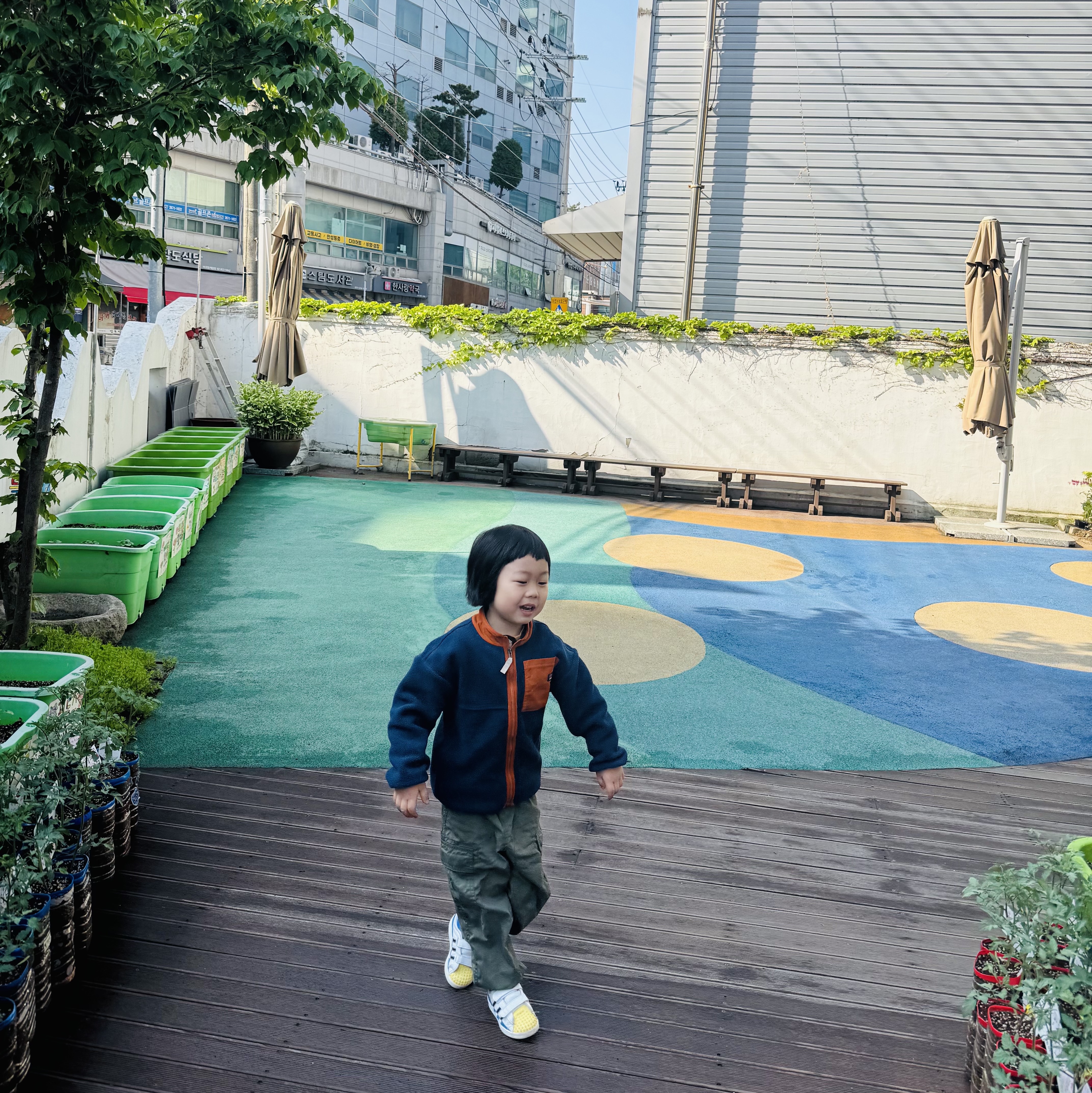 (Infant) Adidas x Lego Superstar CF Cloud White Core Black, (Kids) Patagonia Synchilla Fleece Jacket Tidepool Blue 착용 스타일 - 3