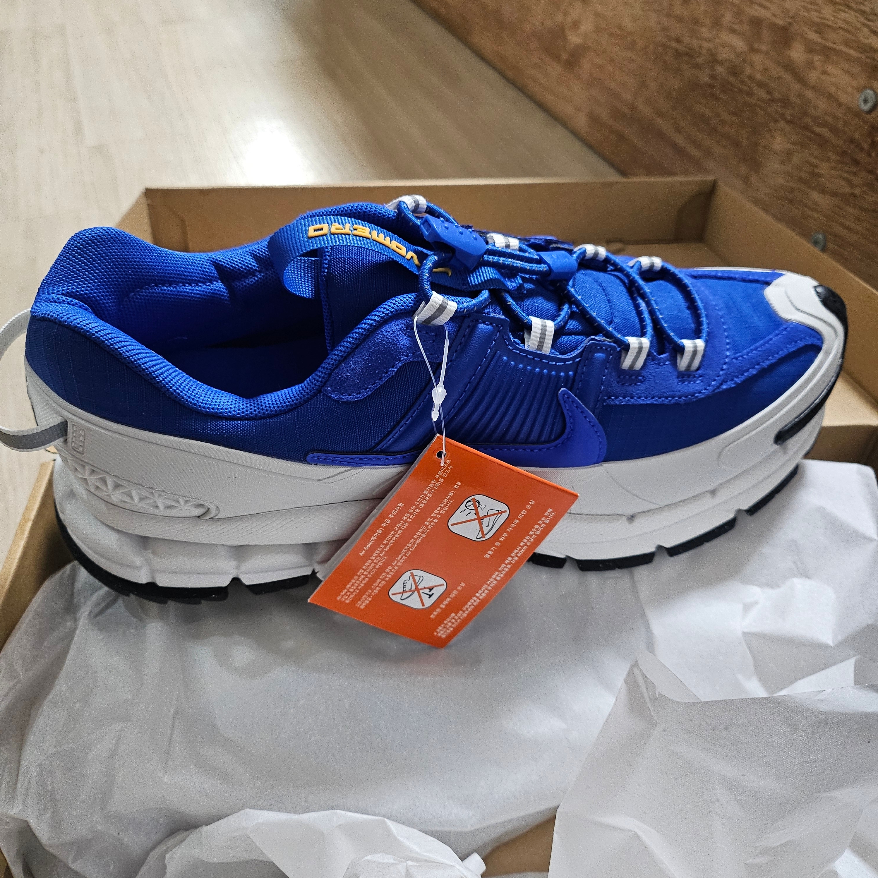 Nike Zoom Vomero Roam Racer Blue Summit White 착용 스타일 - 5