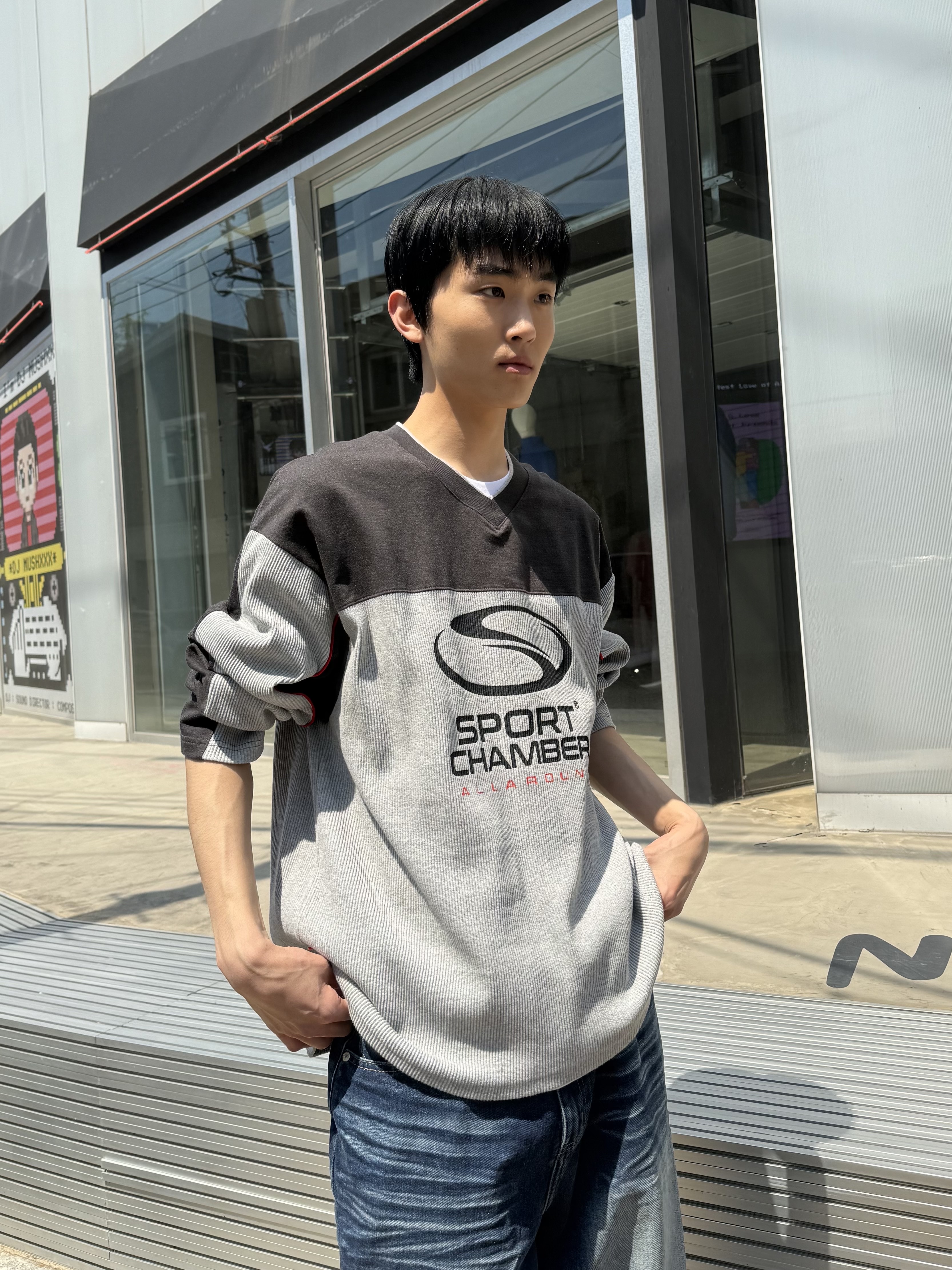 SPORT CHAMBER SC Block Symbol T-Shirt Charcoal 착용 스타일 - 1
