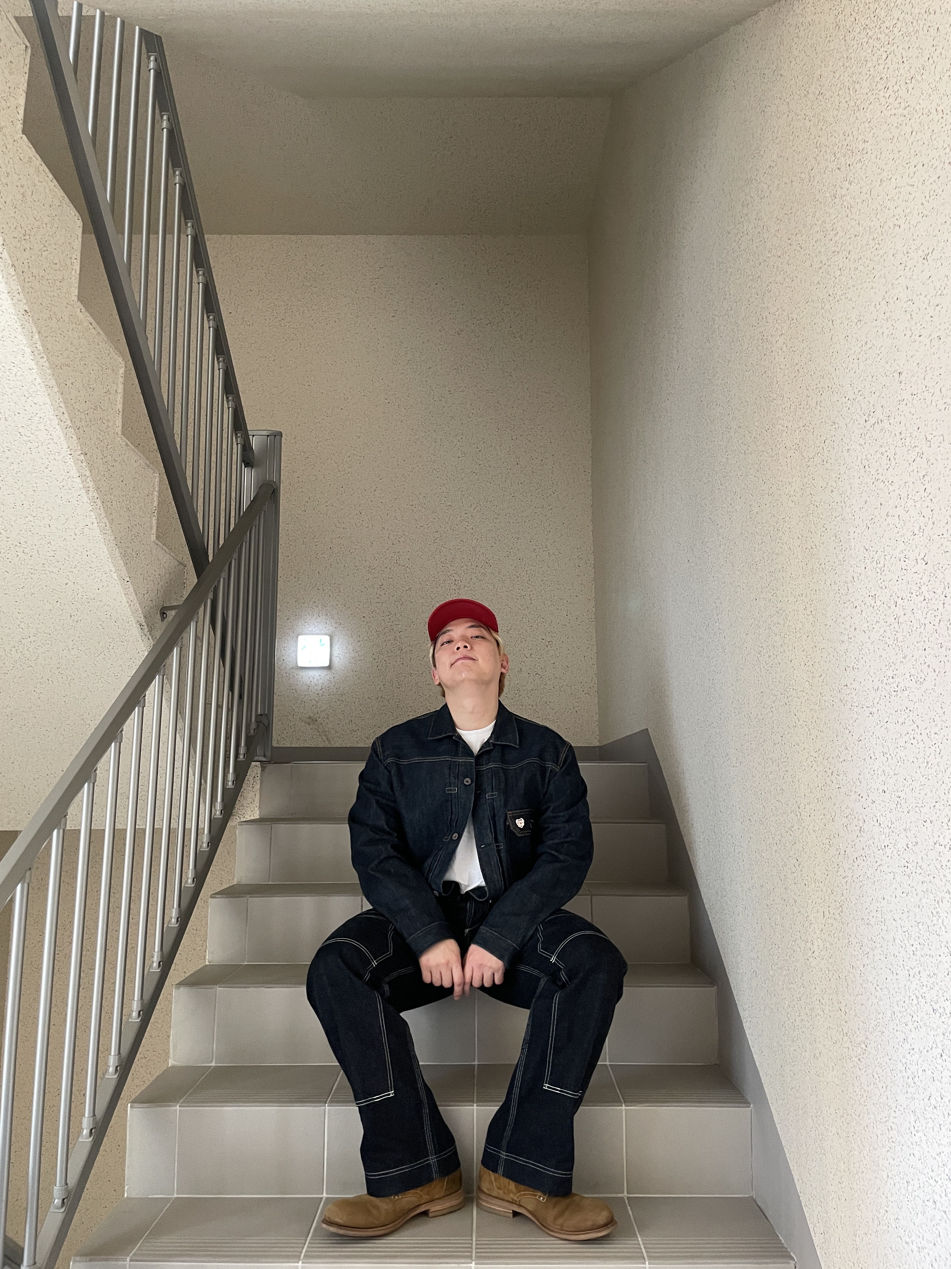 Kapital 14 oz. Denim 1ST One Wash Jacket Indigo, The Real McCoy's Logo Baseball Cap Red 착용 스타일 - 7