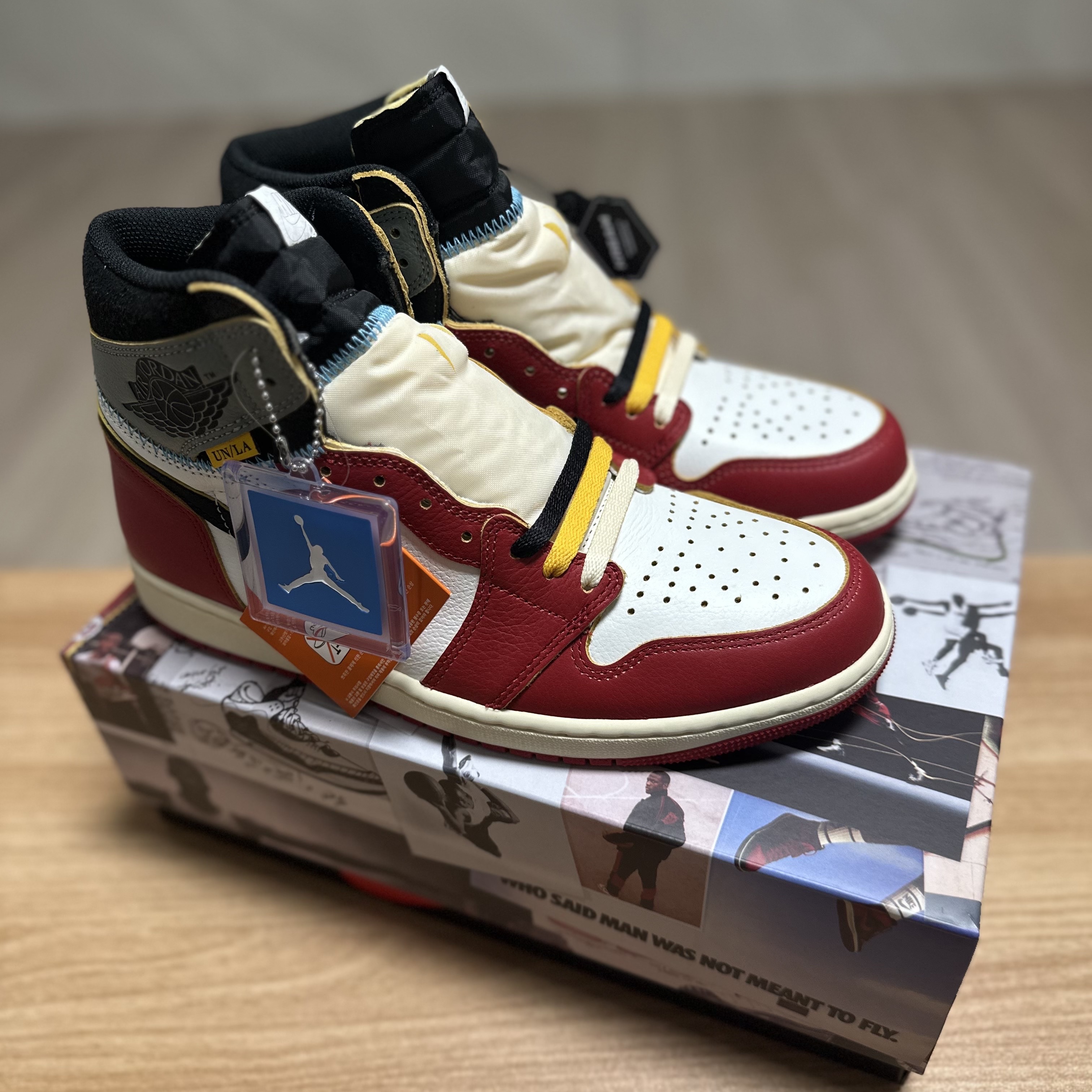 Jordan 1 x Union Retro High OG Chicago Shadow 착용 스타일 - 3