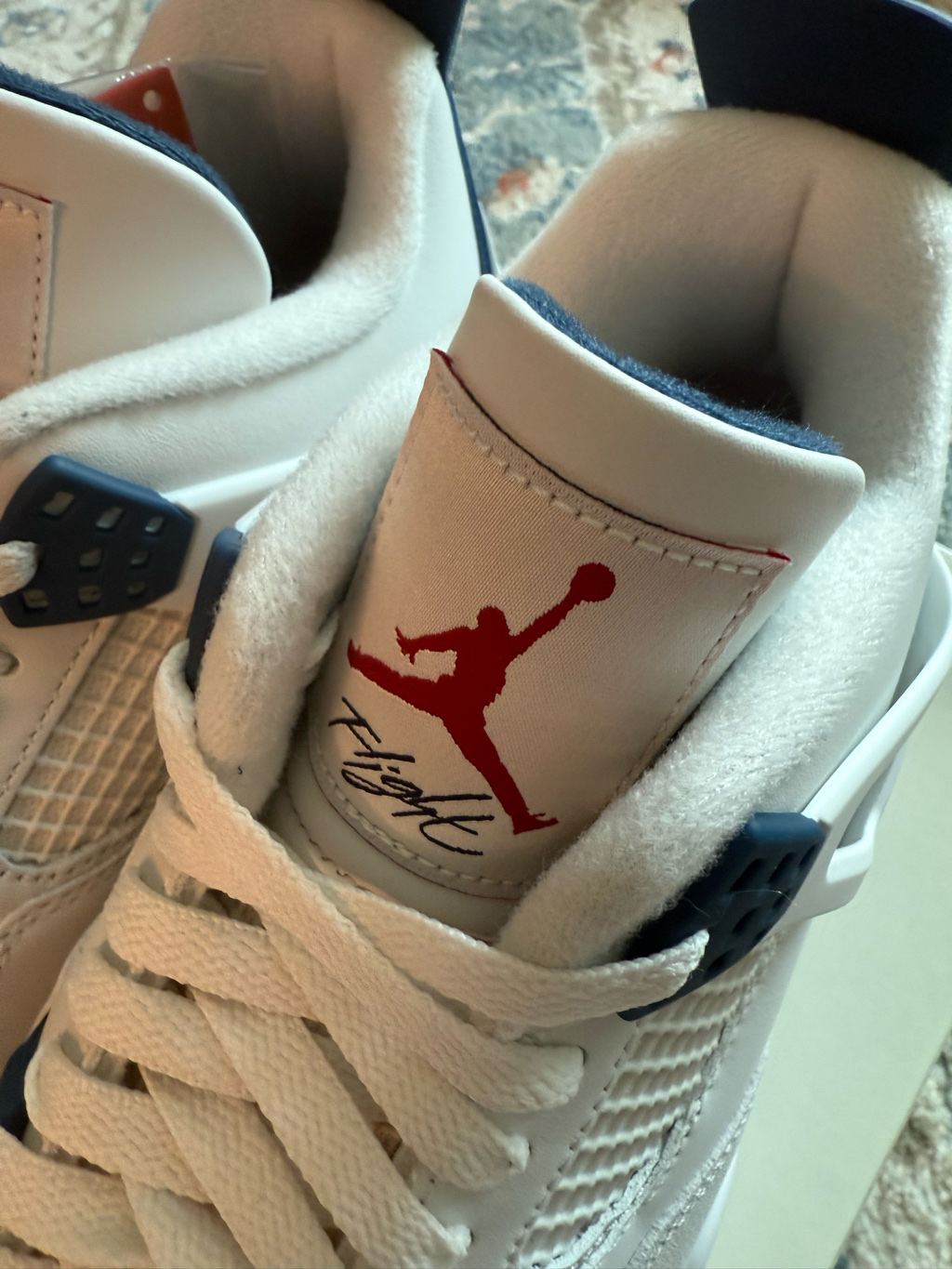 Jordan 4 x Nike SB Retro SP Navy 착용 스타일 - 4