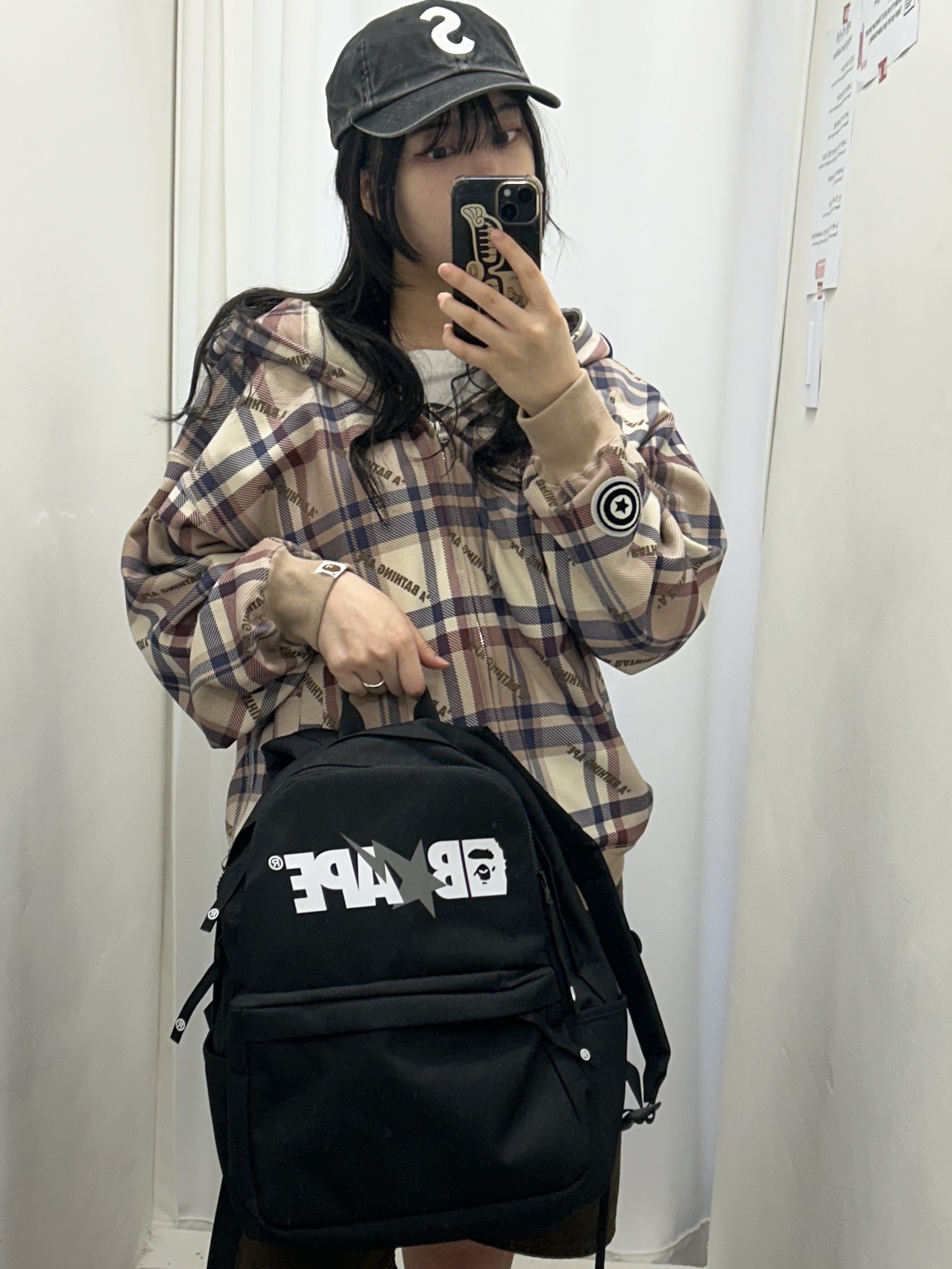 BAPE Logo Check Pattern Shark Full Zip Hoodie Beige, BAPE Summer Bag Backpack Black - 23SS 착용 스타일 - 3