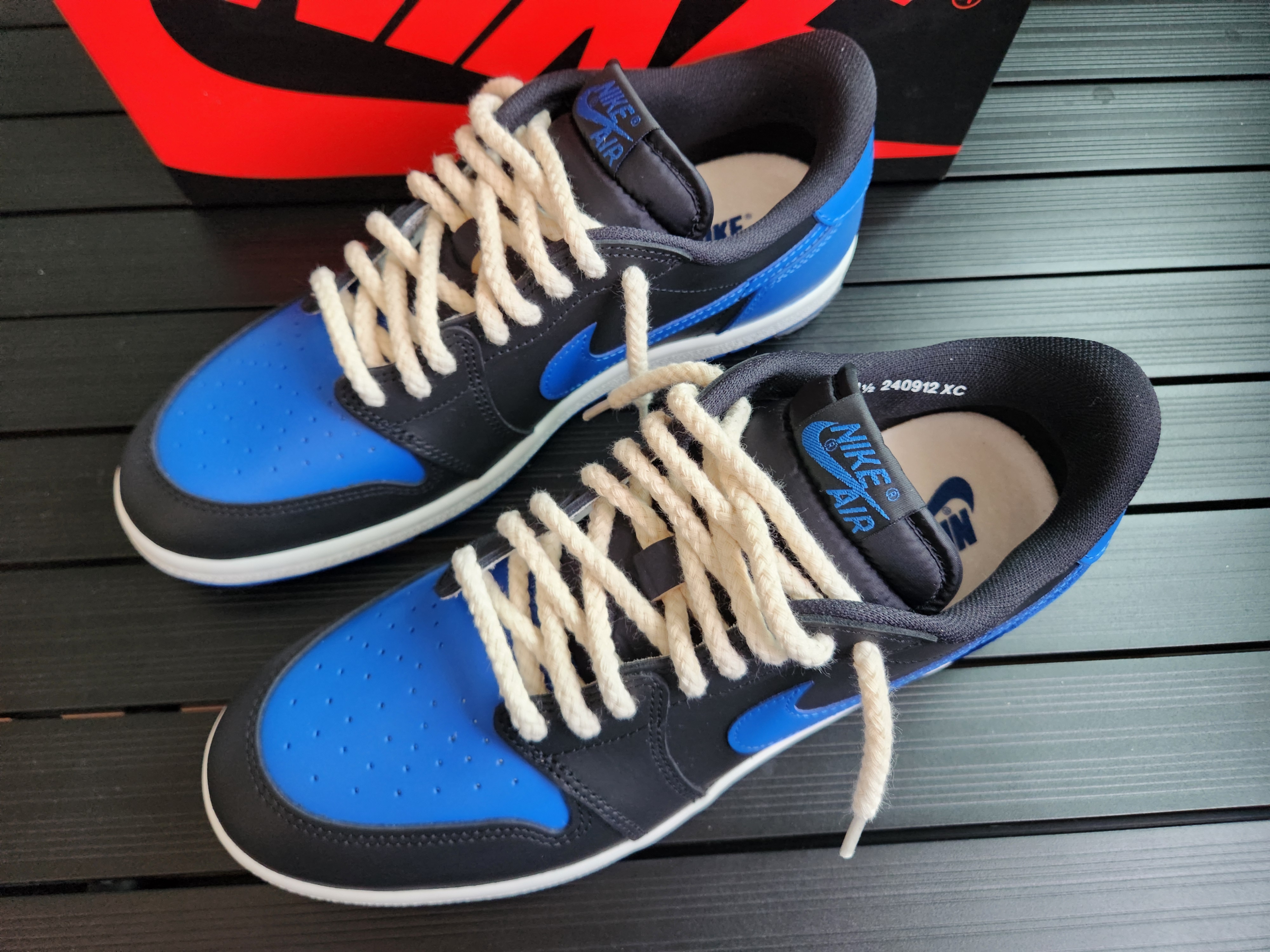 Jordan 1 Low 85 Royal 착용 스타일 - 1