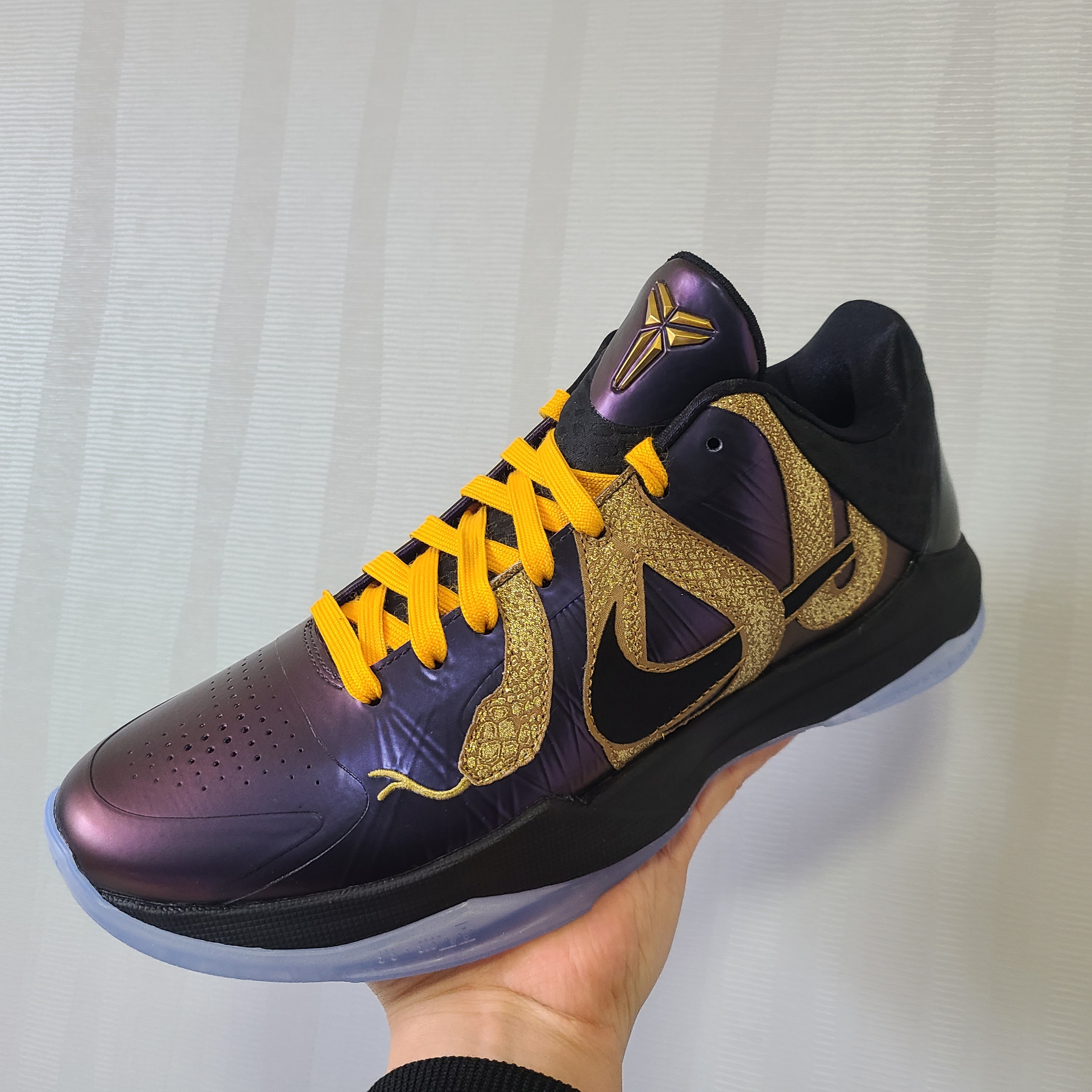 Nike Kobe 5 Protro Year of the Mamba Eggplant 착용 스타일