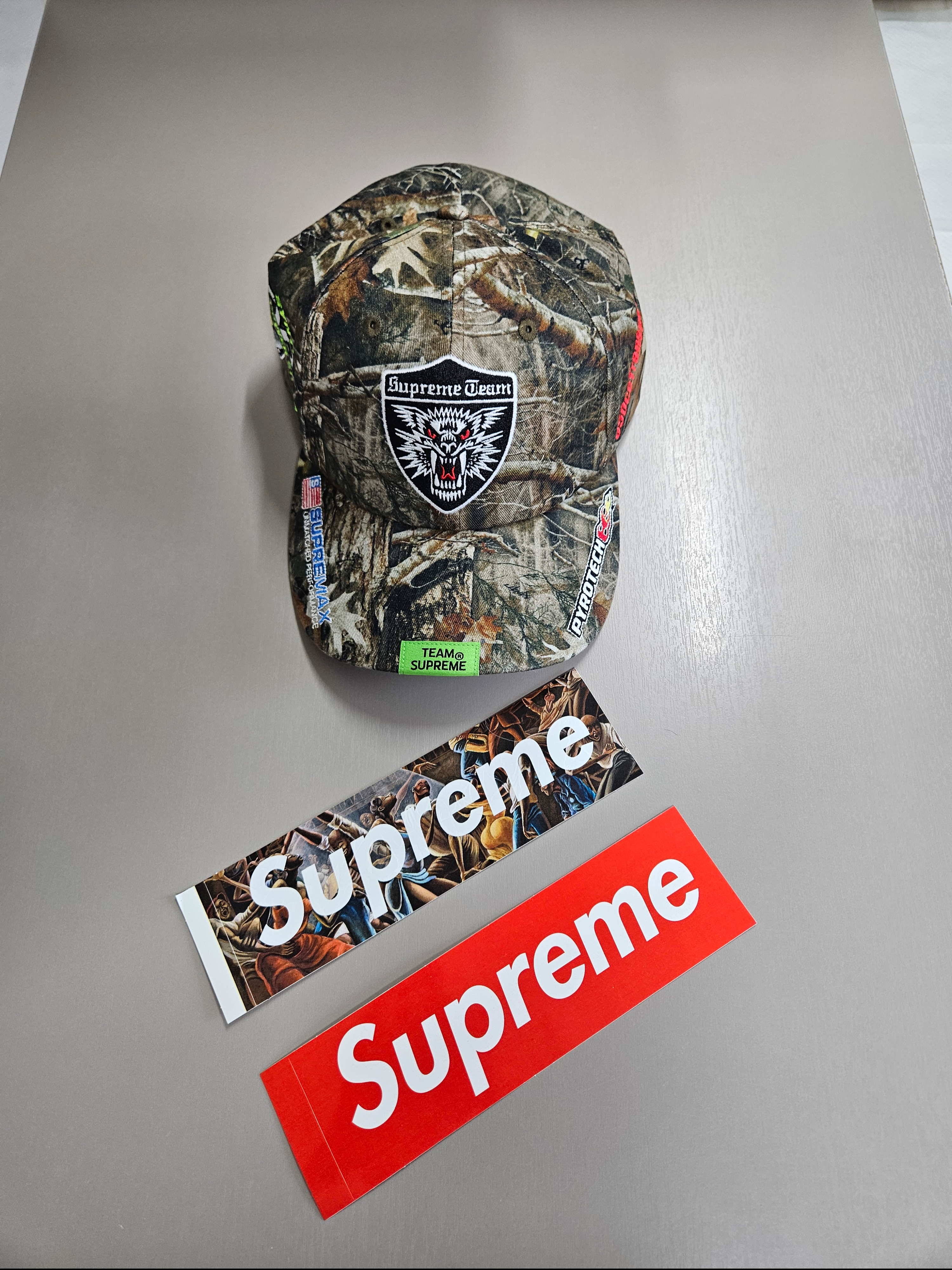Supreme Racing Team 6-Panel Truetimber Kanati Camo - 25SS 착용 스타일 - 1