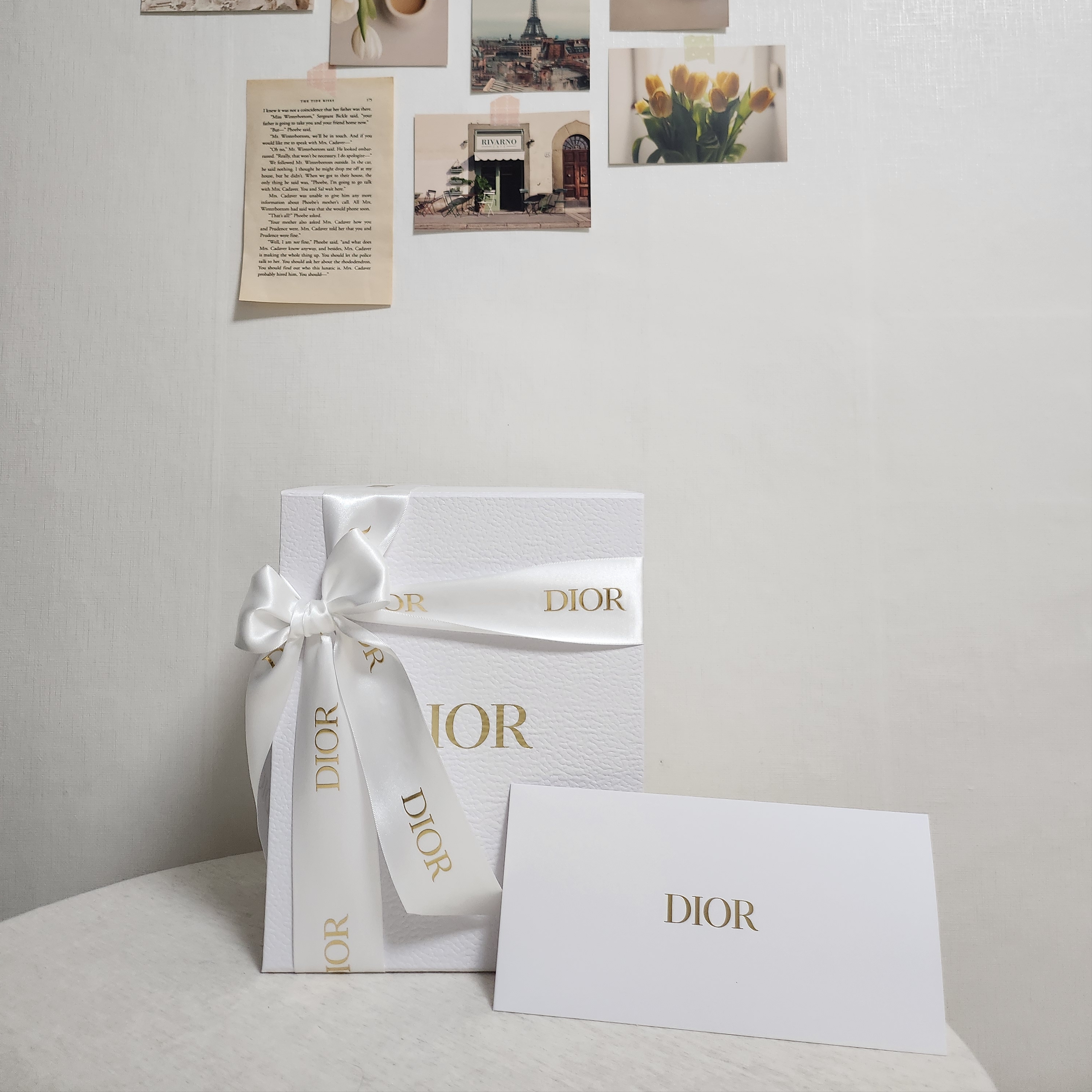 Dior Mini Lady Bag Cannage Lambskin Latte Pale Gold 착용 스타일 - 6
