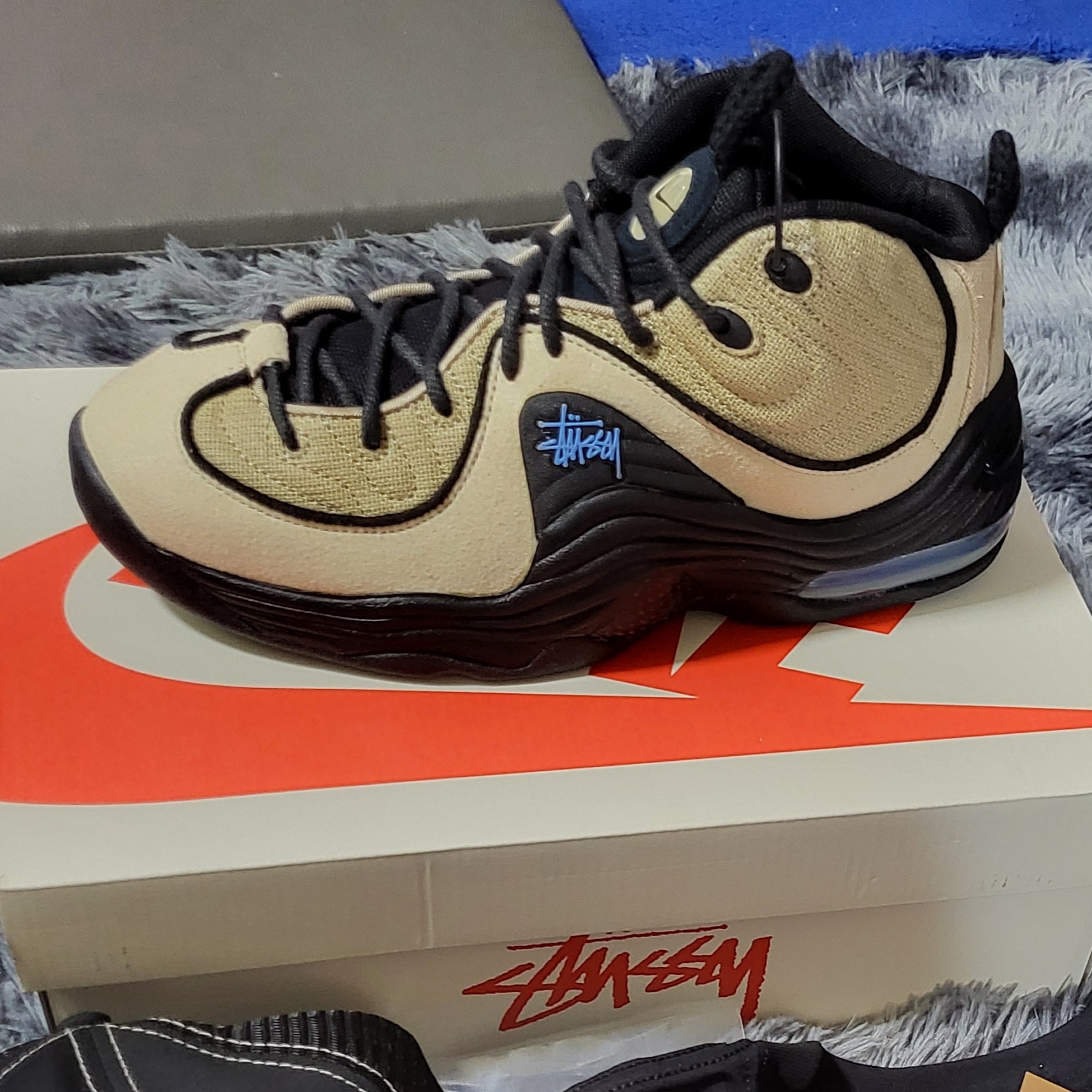 Nike x Stussy Air Penny II Rattan and Limestone 착용 스타일