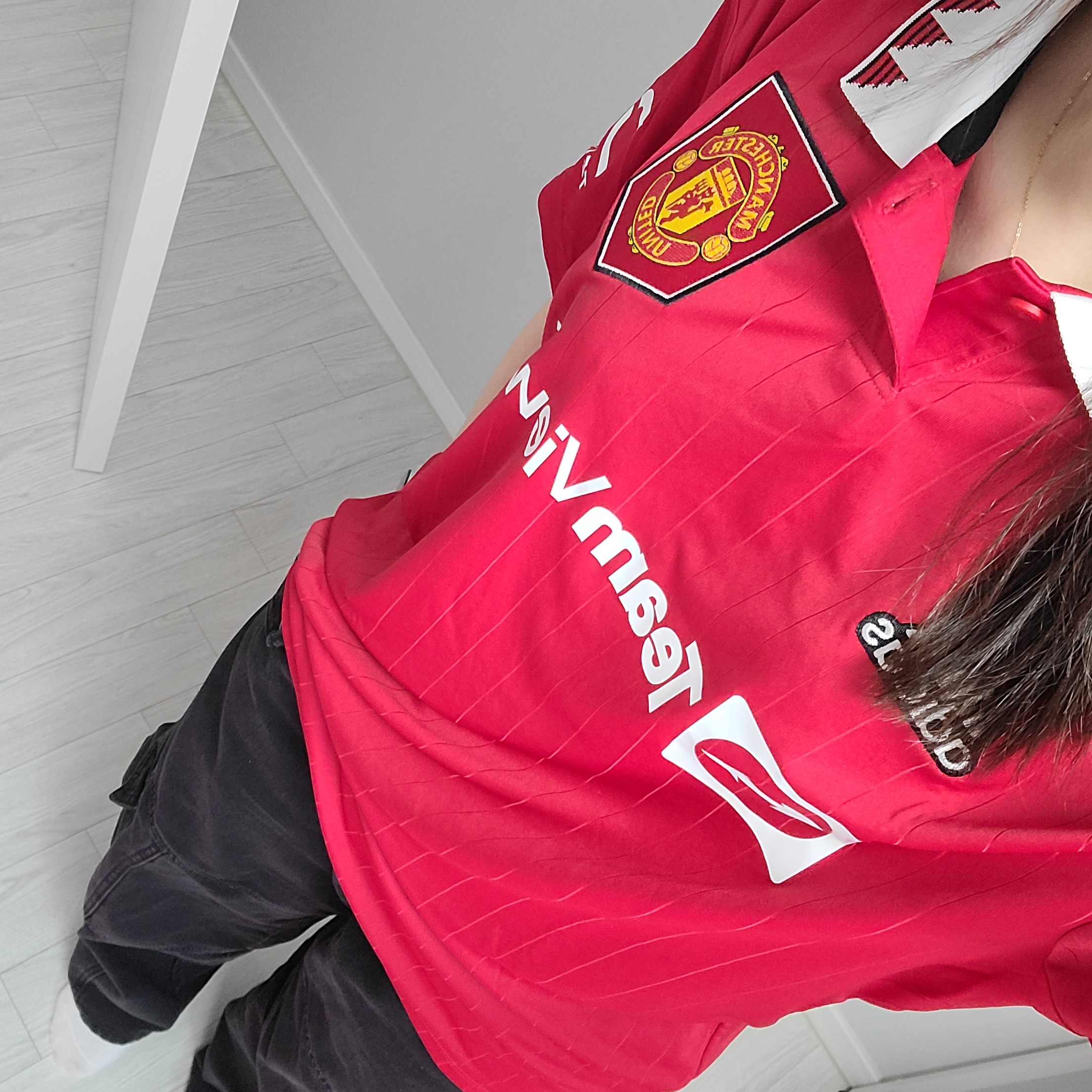 Adidas Manchester United 2022/23 Home Jersey Real Red - US Sizing (Non Marking Ver.) 착용 스타일