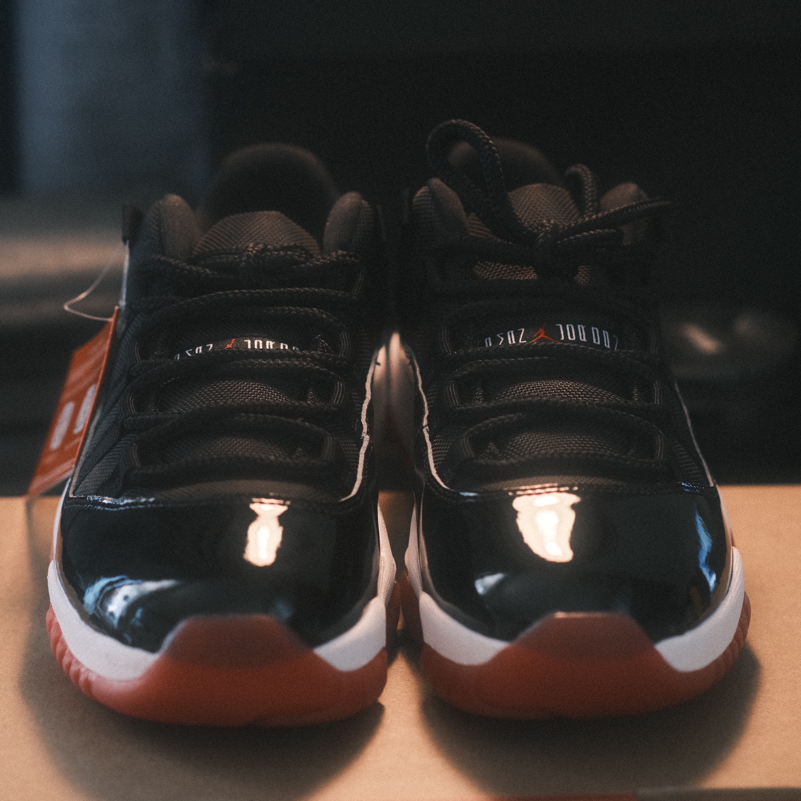 Jordan 11 Retro Low Bred 2025 착용 스타일 - 3