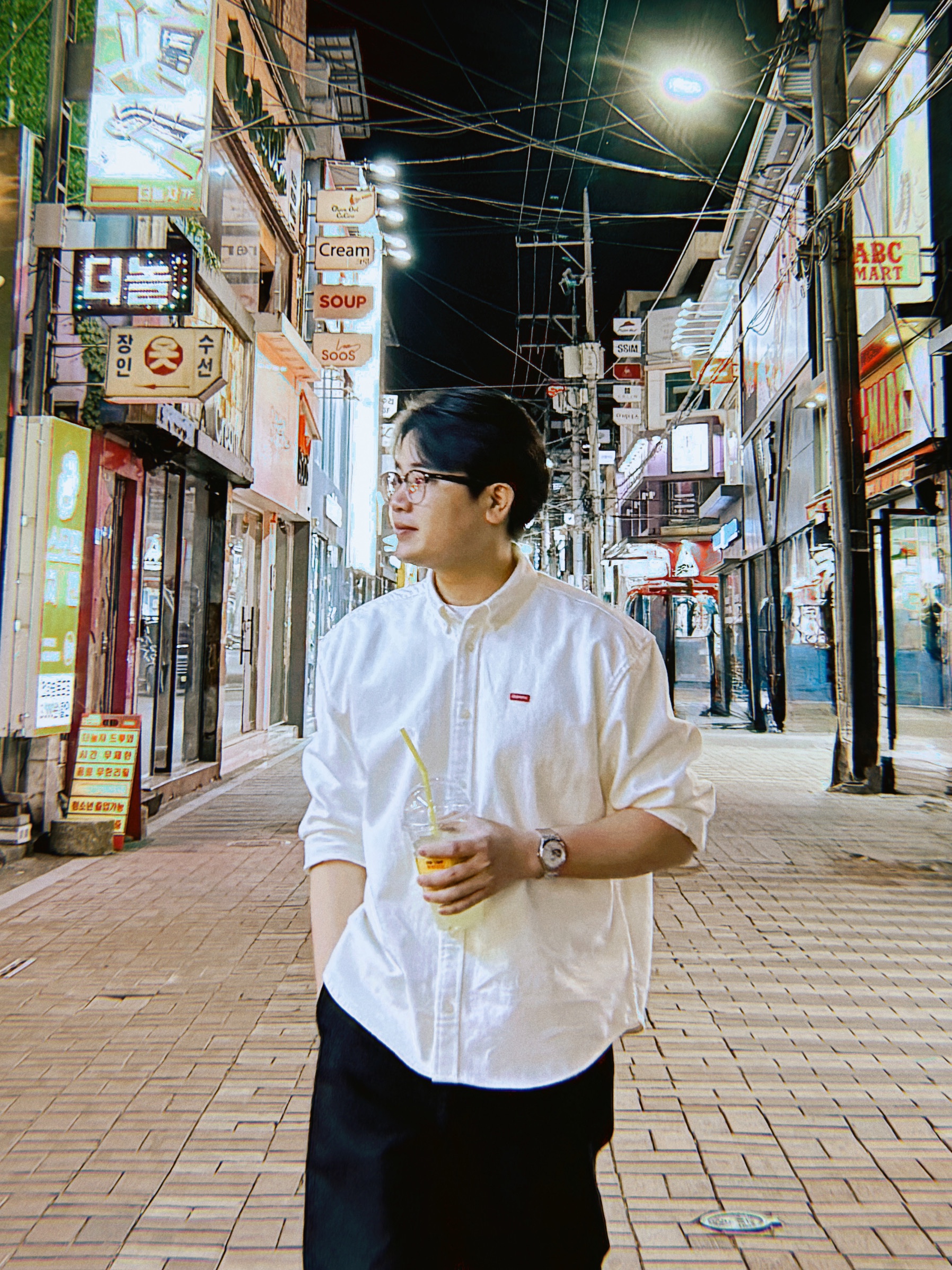Supreme Small Box Denim Shirt White - 25SS 착용 스타일