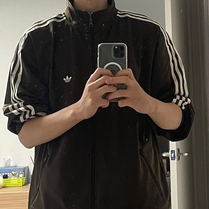 Adidas Originals Track Jacket Gender Neutral Dark Brown Wonder White - KR Sizing 착용 스타일
