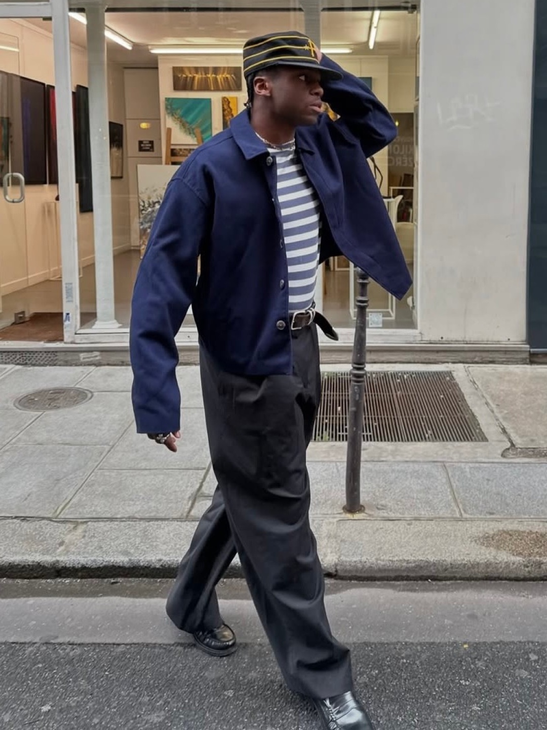 Millo Archive Isoline Flat Cap Black, Studiotable Trimming Flat Cap Navy 착용 스타일 - 4