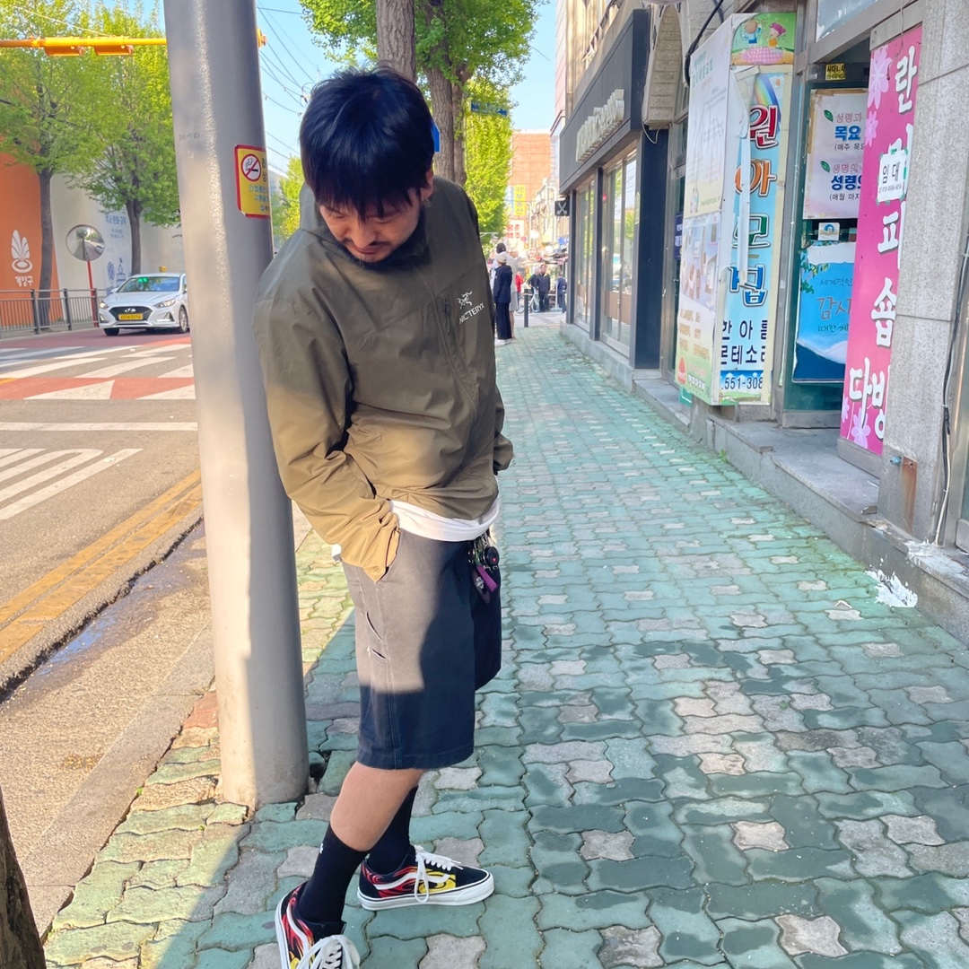 Arc'teryx Squamish Hoody Tatsu 착용 스타일